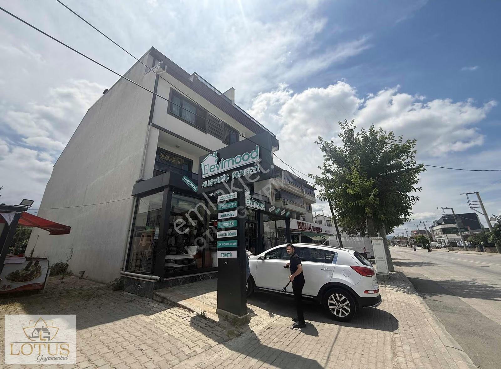 Yeşilyurt Avm'ye Yürüme Mesafesinde Cadde Üzeri 100m2 2+1 Daire - Görsel 16