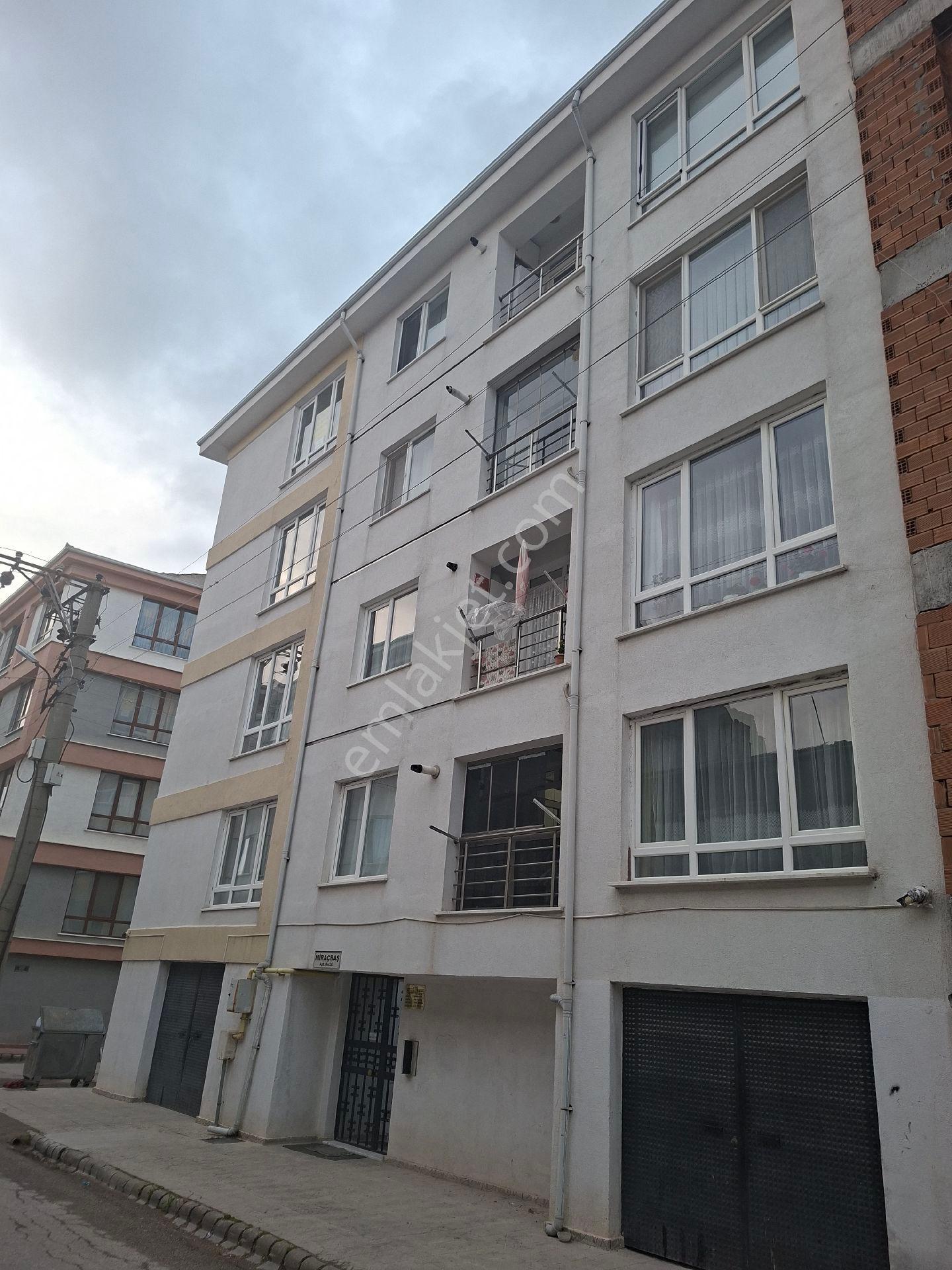 Sahibinden Derman Caddesi Asansörlü 2+1