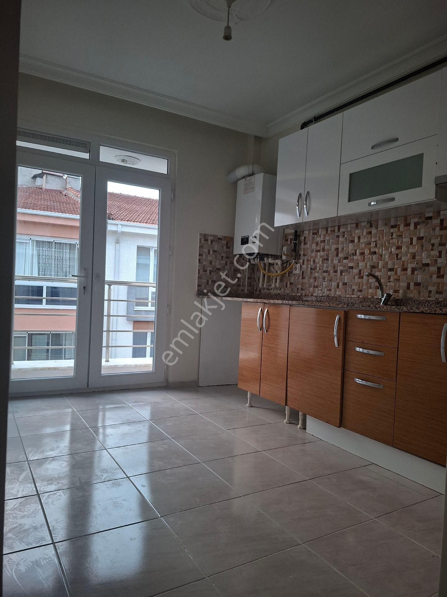 Sahibinden Derman Caddesi Asansörlü 2+1 - Görsel 12