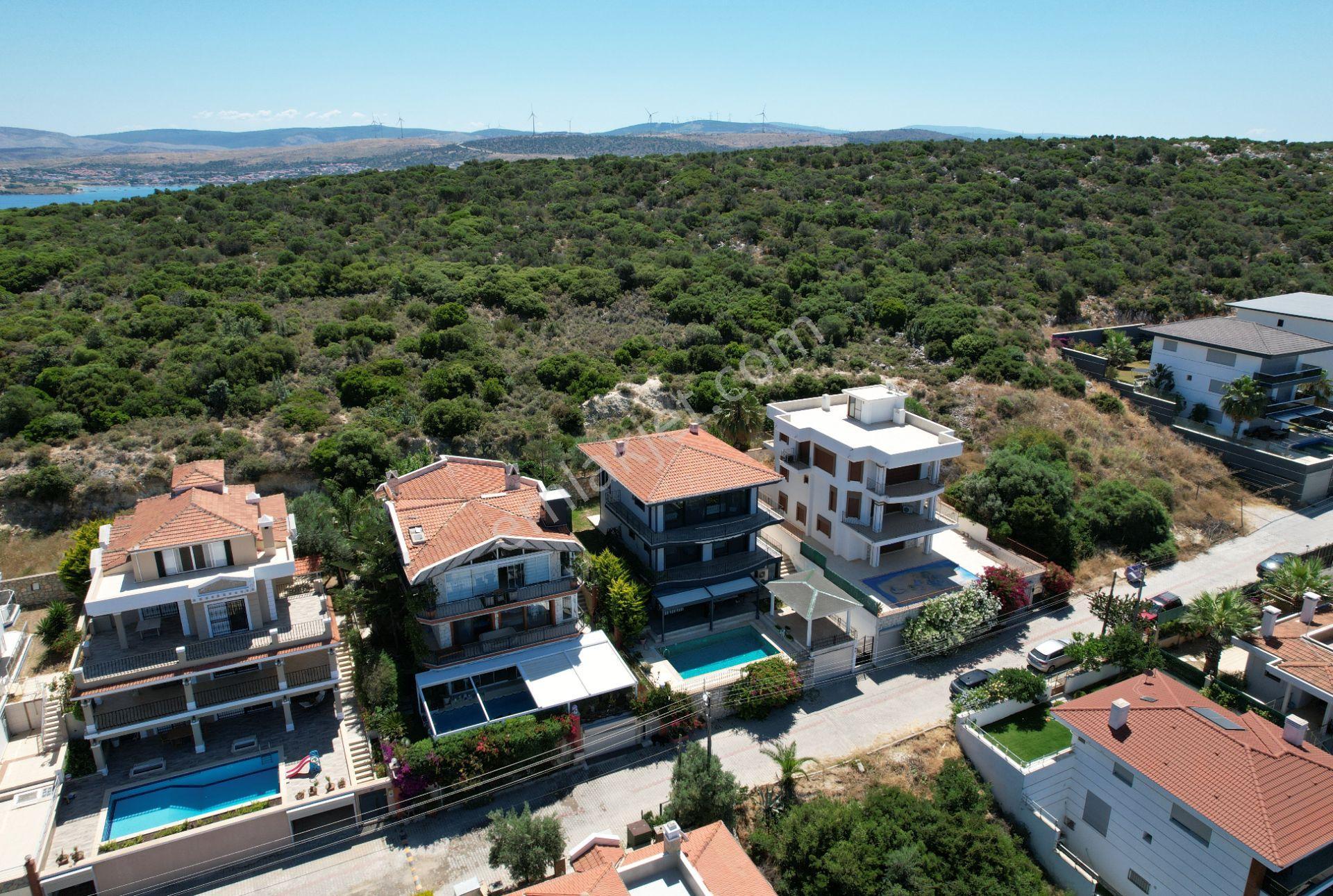 Çeşme Paşalimanı Deniz Manzaralı Havuzlu Müstakil Villa - Görsel 31