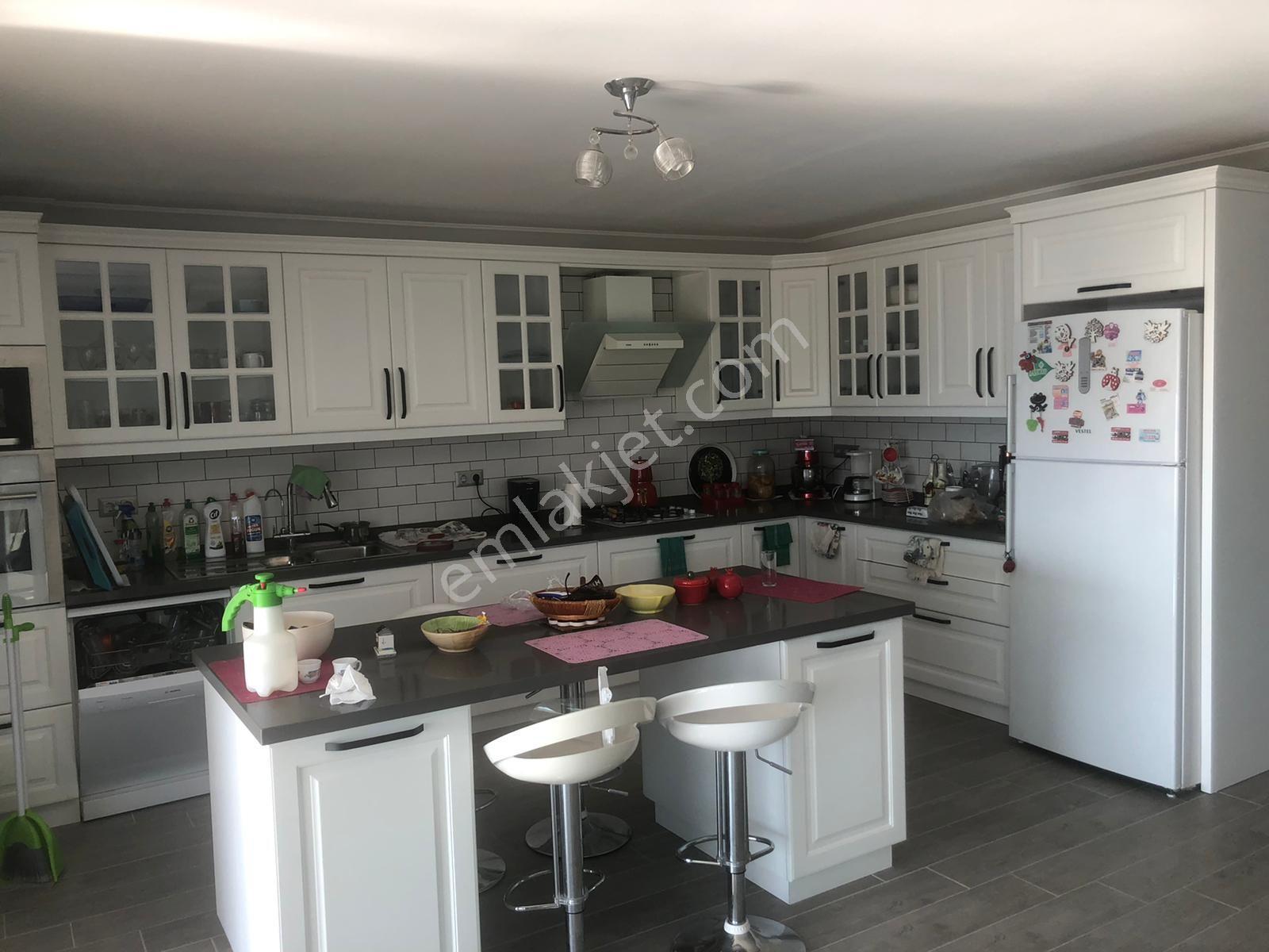 Çeşme Paşalimanı Deniz Manzaralı Havuzlu Müstakil Villa - Görsel 8