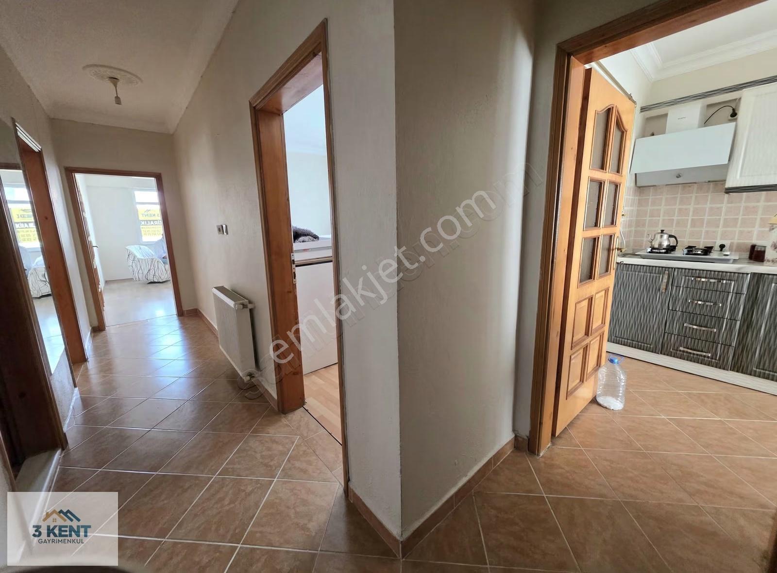 3kentten İzmit Yenişehir'de Merkezi Konumda Kiralık 2+1 Daire! - Görsel 16