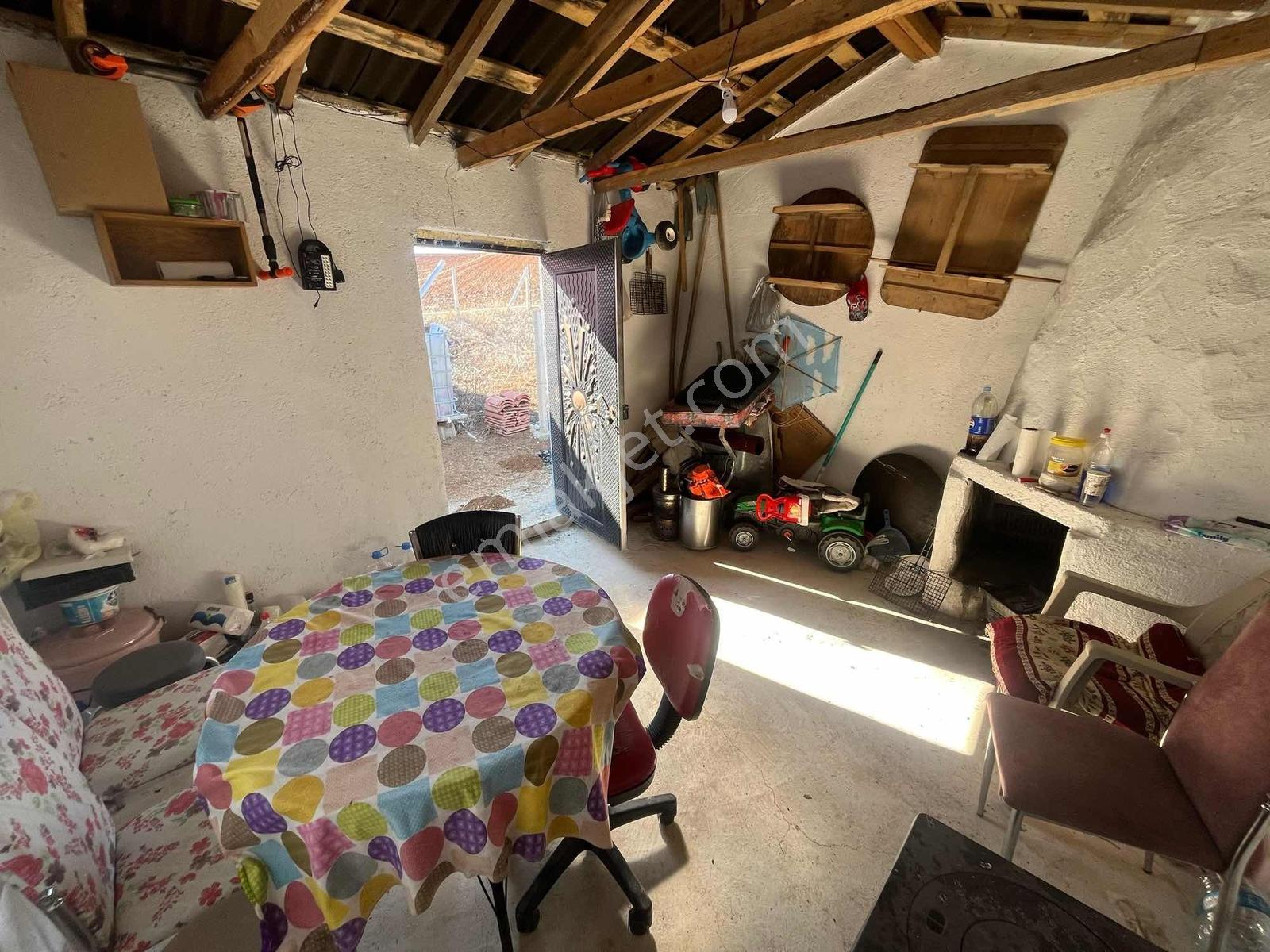 Aydıncık Mahallesinde 250 M2 Evli Hobi Bahçesi - Görsel 20