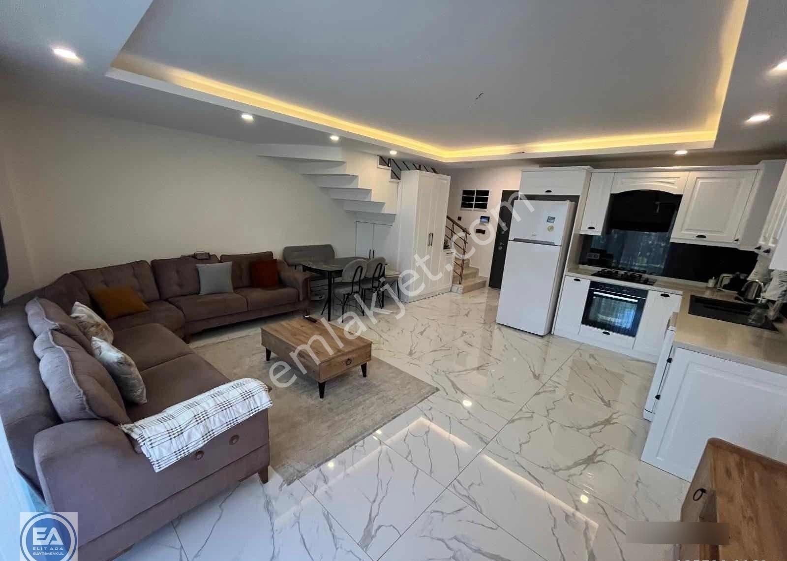 Elif Adadan Ferah Bahçeli Havuzlu Sitede Satılık 3+1 Villa - Görsel 13