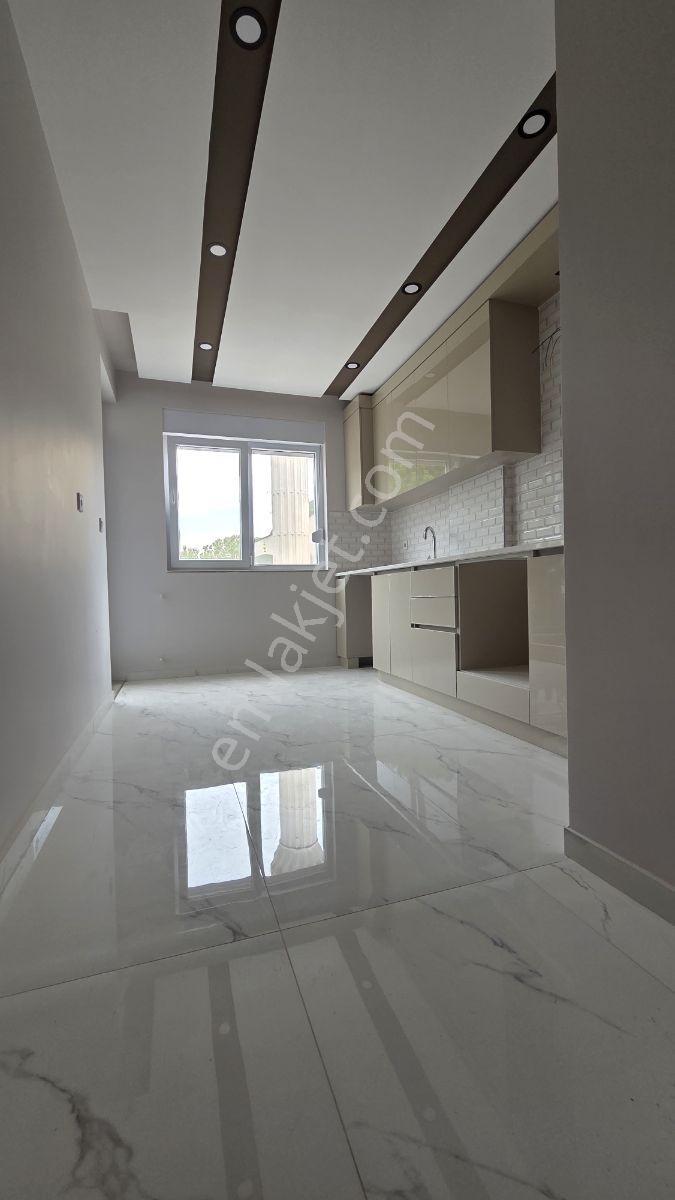 Demirel Mahallesinde 2.katta 2+1 85m² Sıfır Daire - Görsel 4