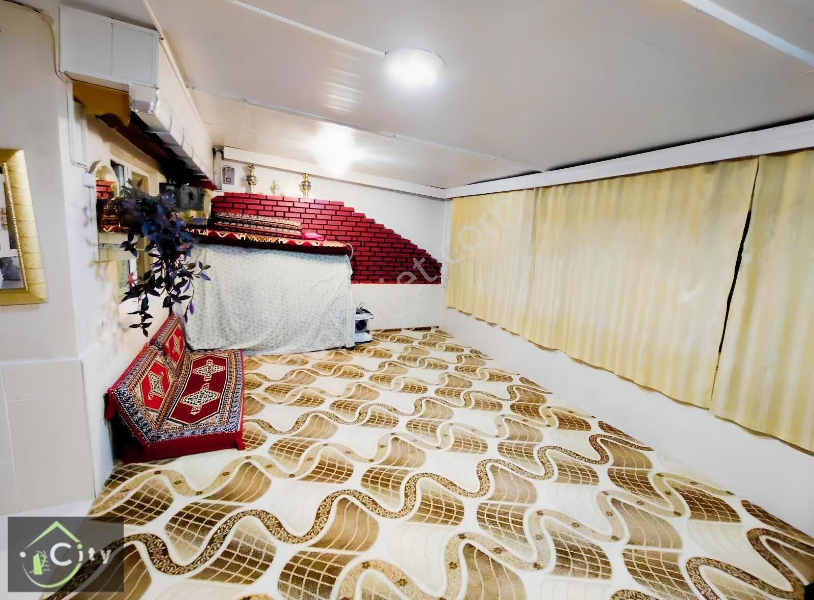Acil Fatih'de Cıty Emlaktan Dubleks 5+2 230 M2 - Görsel 15