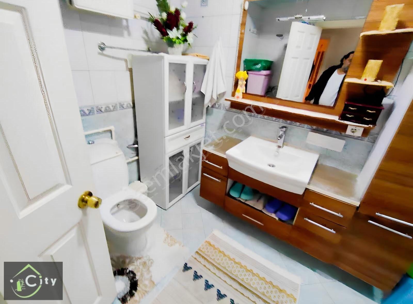 Acil Fatih'de Cıty Emlaktan Dubleks 5+2 230 M2 - Görsel 28