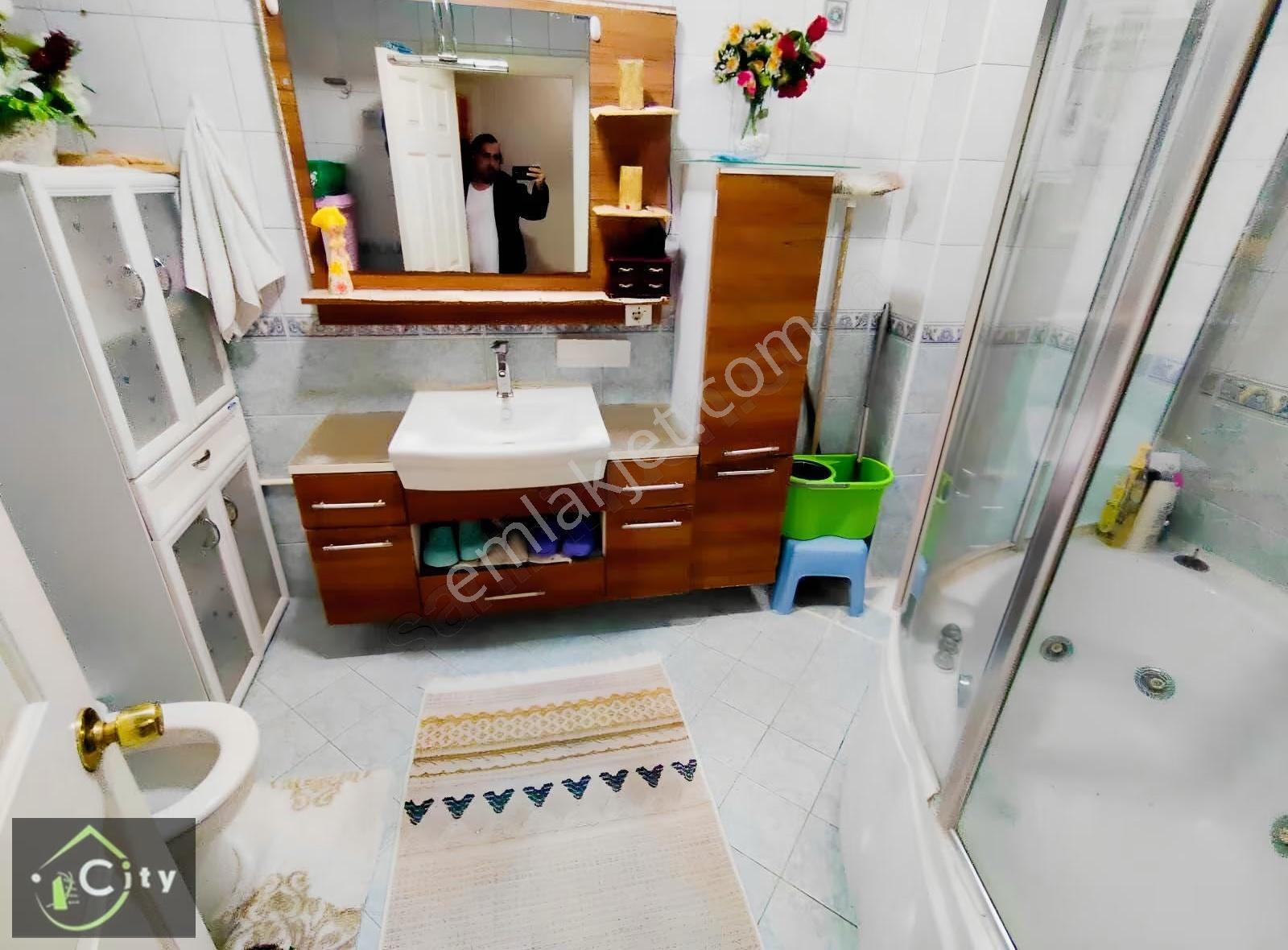 Acil Fatih'de Cıty Emlaktan Dubleks 5+2 230 M2 - Görsel 27