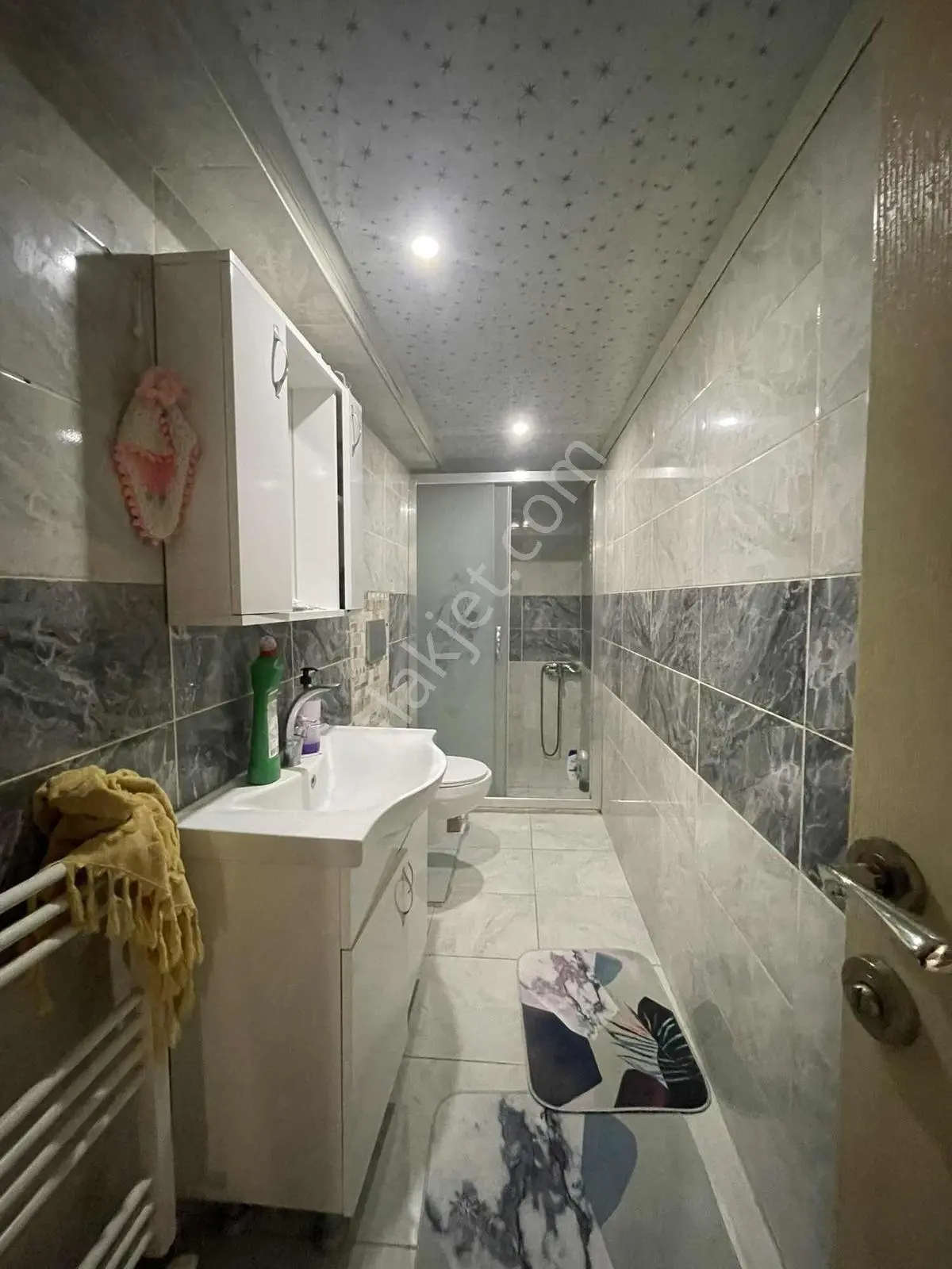 Çınarda Kiralık 1.5+1 Geniş Apart - Görsel 3