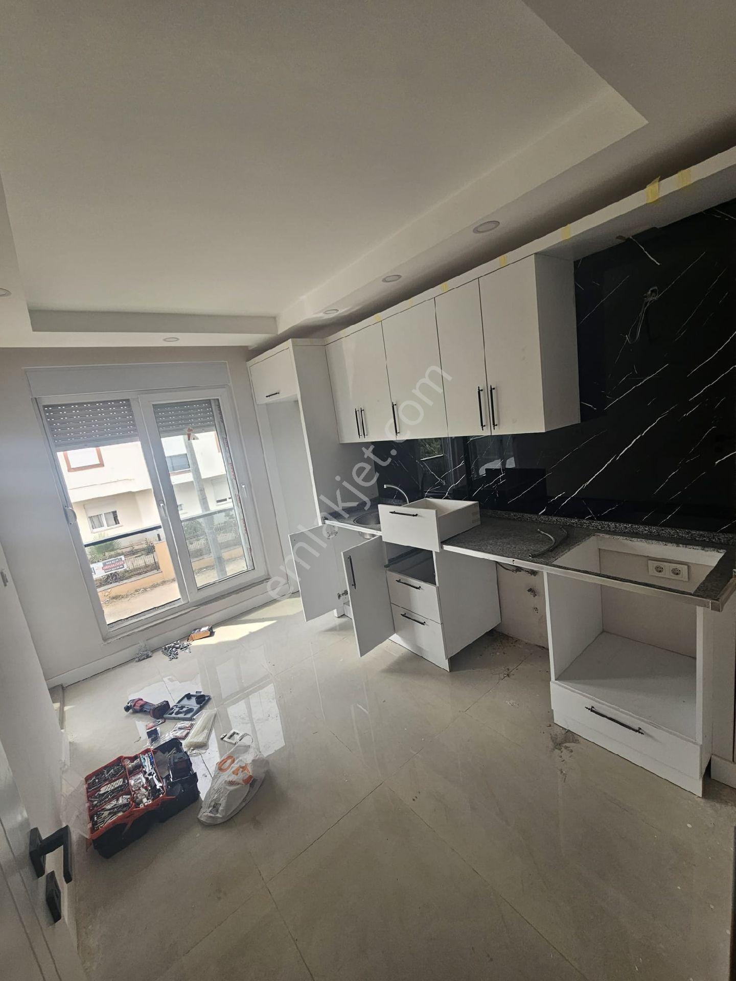 Ayhan Oğlu Mahallesi De Kiralık Daire Tıranvaya 5dakika Yu - Görsel 3