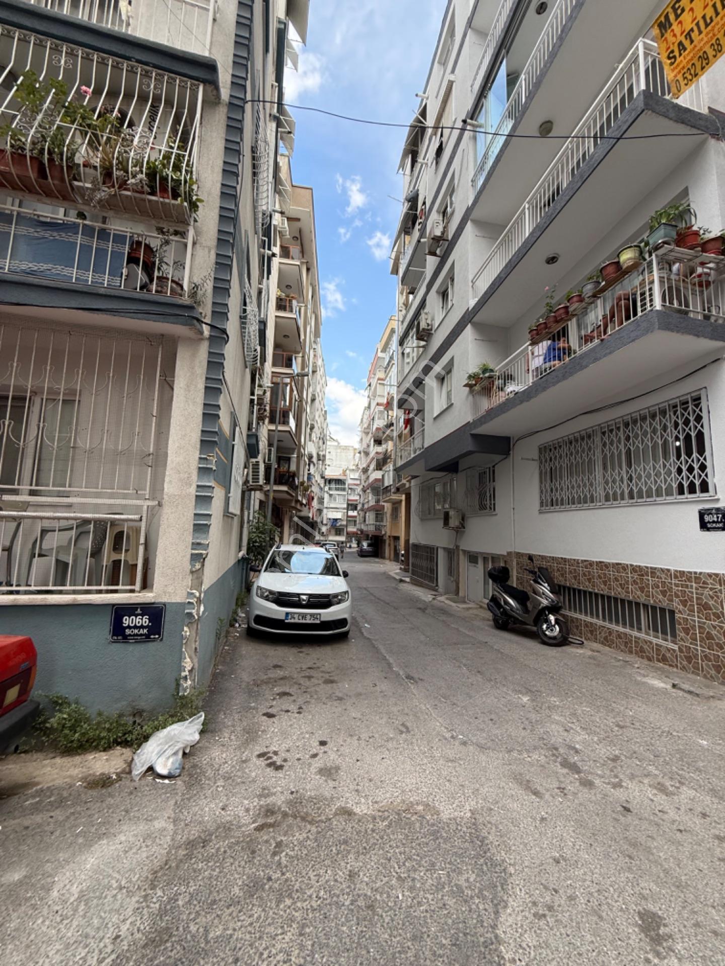 Karabağlar Vatan Mahallesi’nde Full Deniz Manzaralı 3+1 | 120 M² | Balkonlu Kapalı Mutfak - Görsel 34