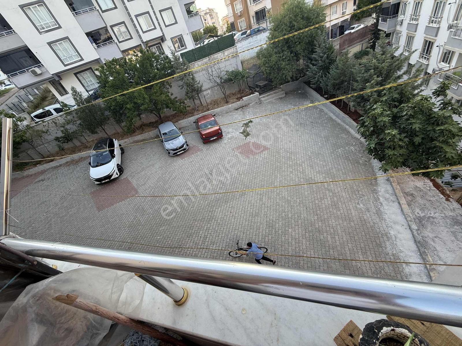 Uzaydan Yeditepede Satılık 2+1 Fırsat Daire - Görsel 14