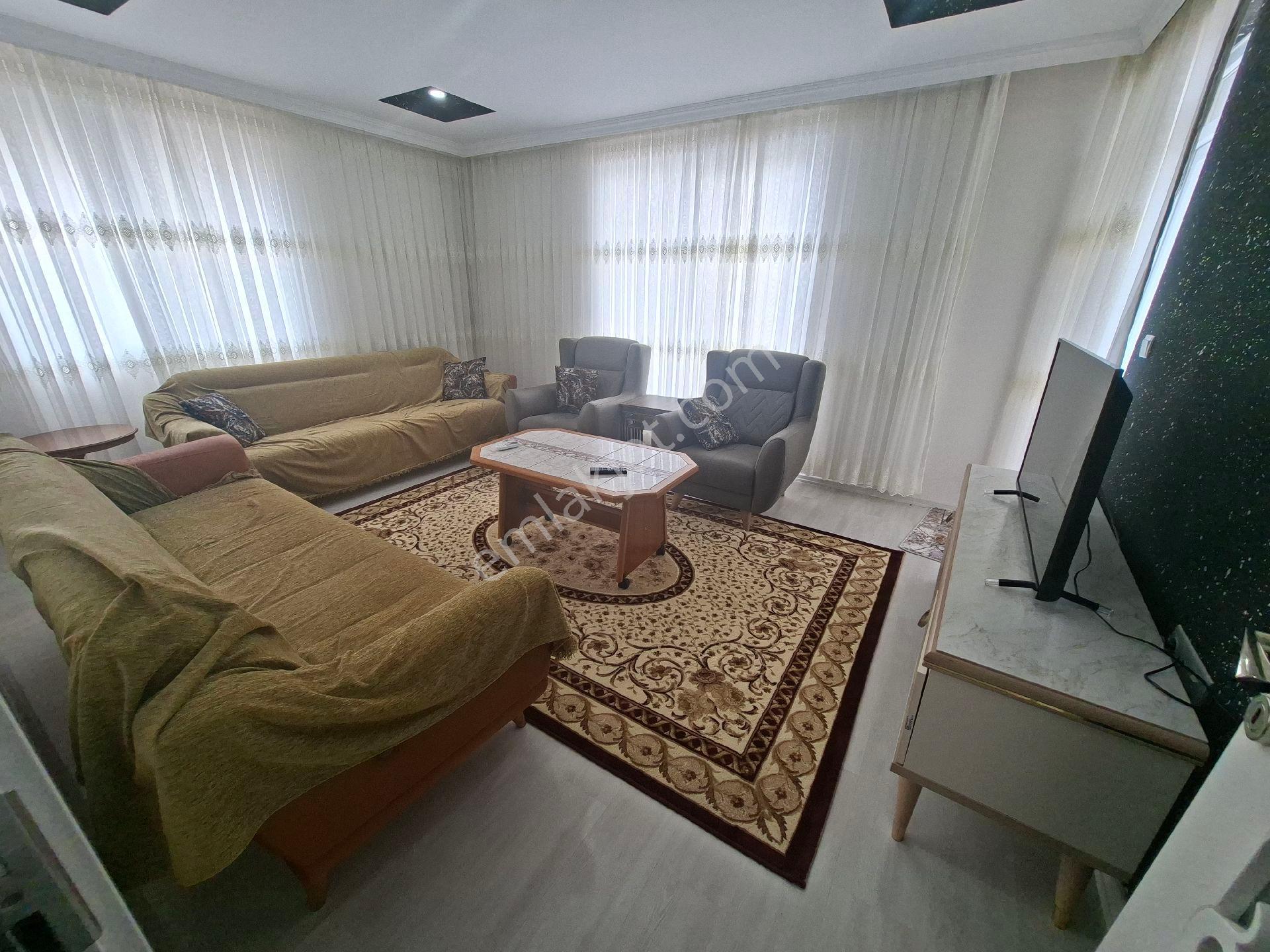 İster Boş İster Eşyal Tuta Bilirsiniz 2+1 Daire Asansörlü 3 Kat