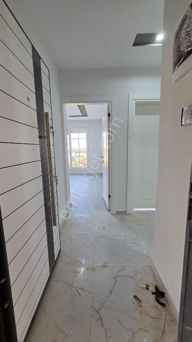 Varsak Esentepe Mahallesinde 3.katta Asansörlü 2+1 90m² Fırsat - Görsel 5