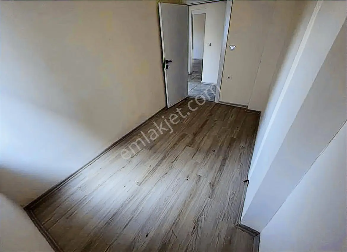 Varsak Esentepe Mahallesinde Giriş Kat 2+1 85m² Fırsat Daire - Görsel 5