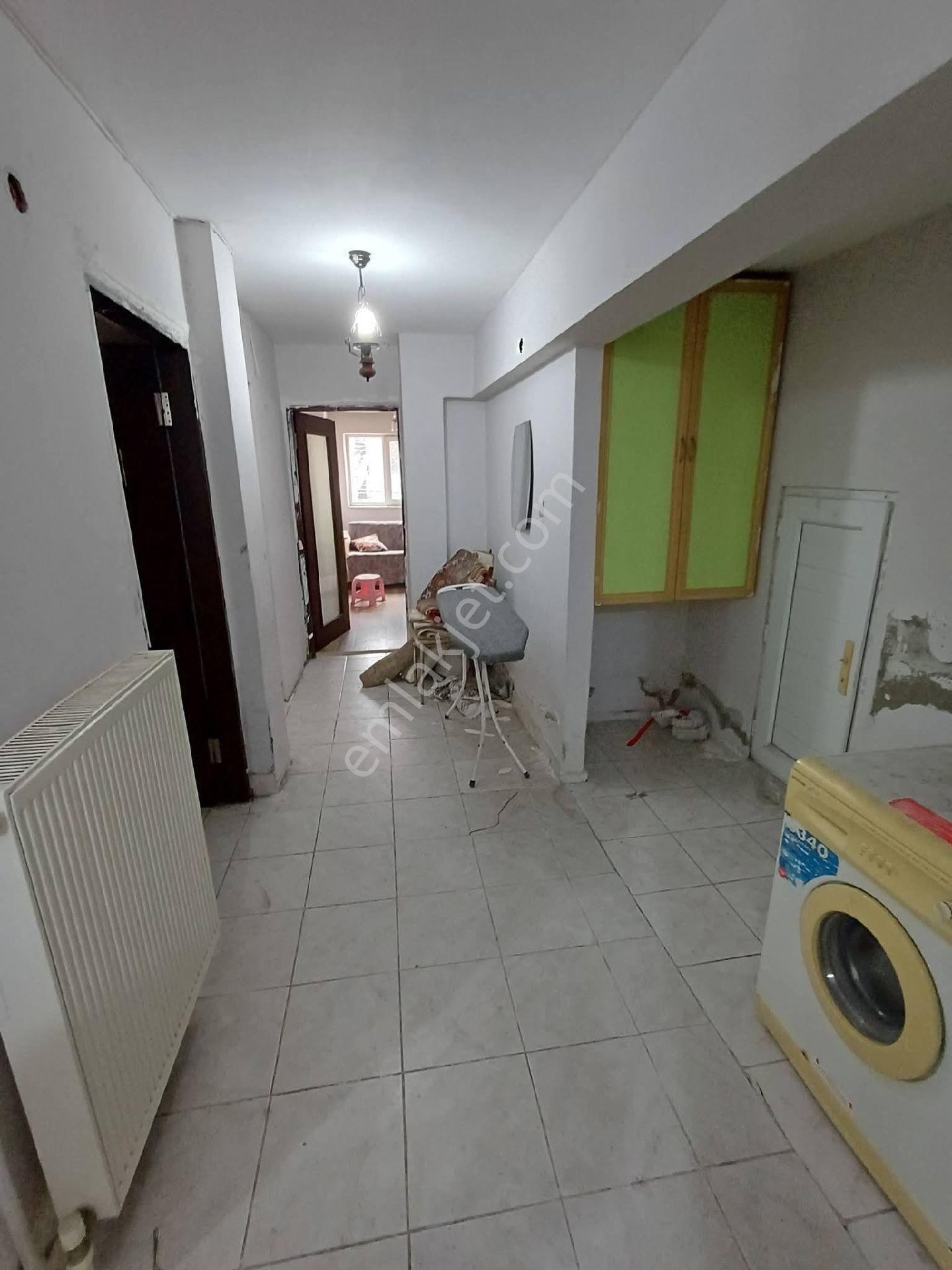 Samsun İlkadım Fevzi Çakmak Mahallesi'nde Kat Tapulu Bahçe Kat 2+0 Satılık