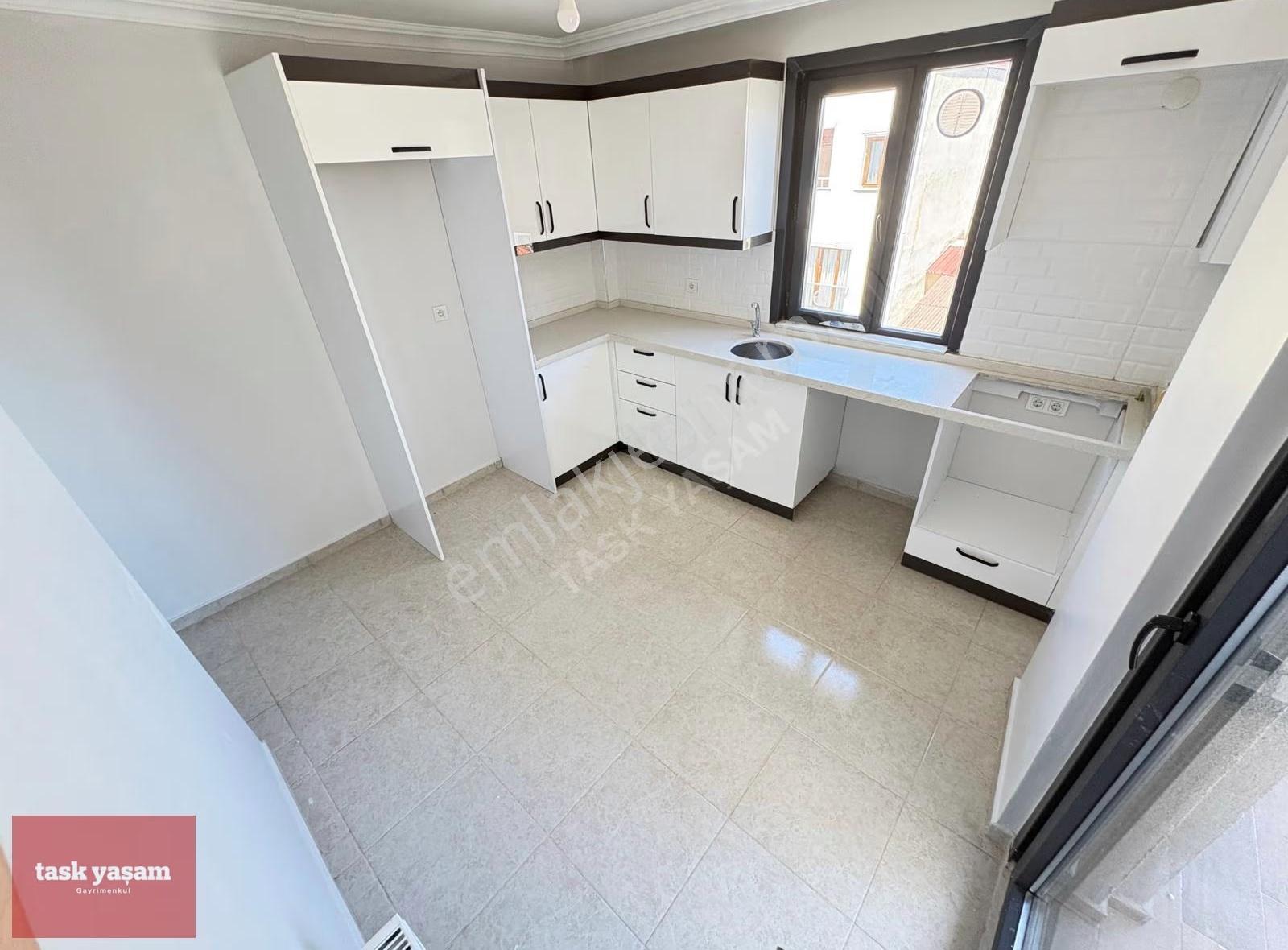 Köşklüçeşme Merkezi Konumda Sıfır 2+1 Ebeveyn Ban. Satılık Daire - Görsel 20