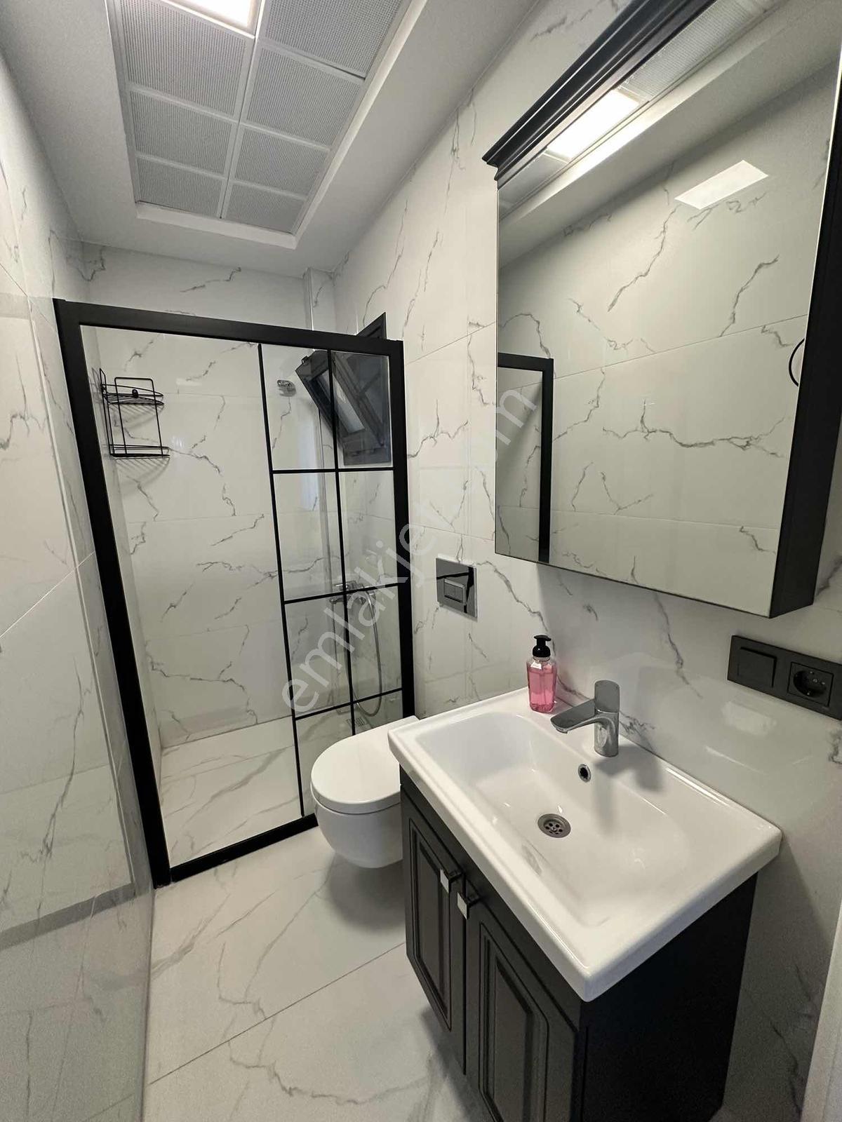Turpa Balçovadan Urlada 5+1 Müstakil Havuzlu Satılık Villa - Görsel 20