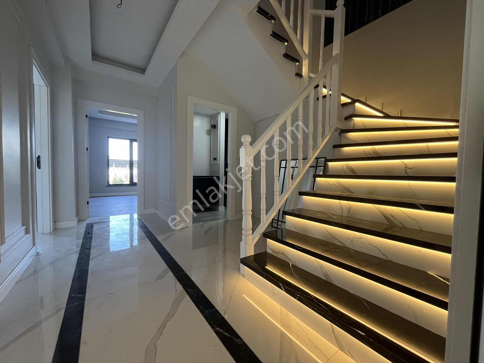 Selçuklu, Buhara Mh 4+1 Stadyuma Yakın Sıfır Lüx Villa Yks'den - Görsel 2