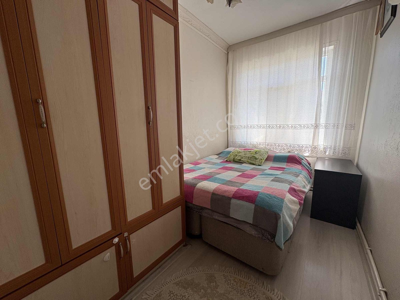 Sancak Mahallesi'nde Bakımlı 125 M2 2+1 Fırsat Daire!! - Görsel 3