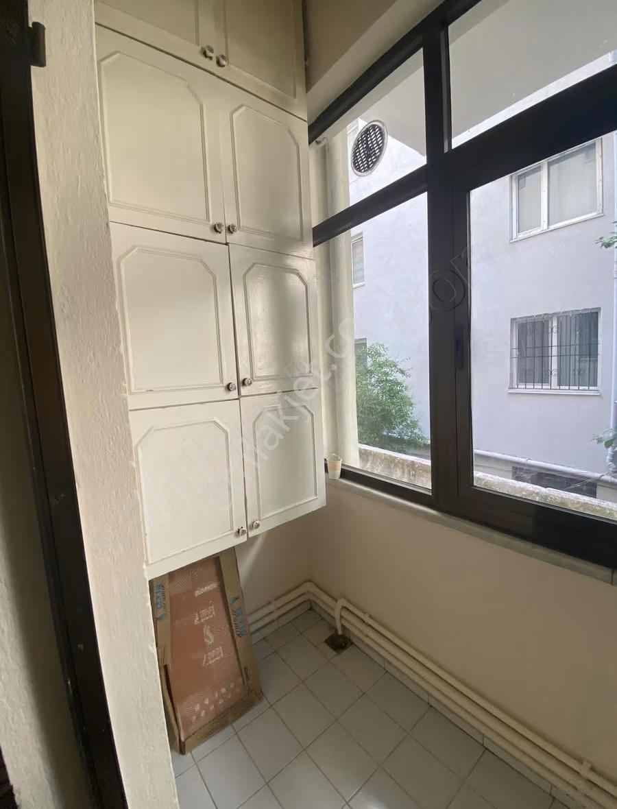 Emirbeyazıt'ta Stadyum Altında Satılık 3+1 Daire - Görsel 15