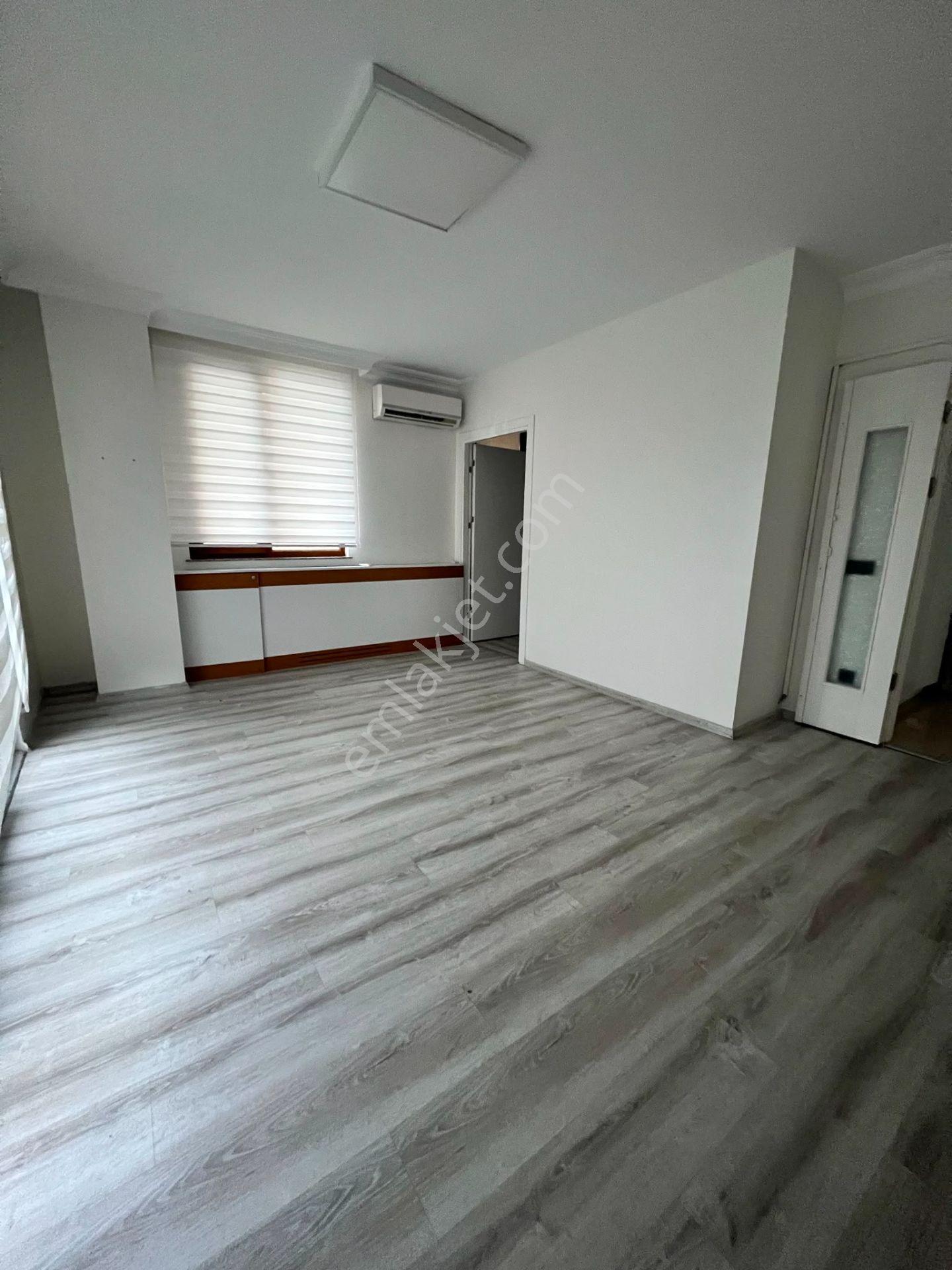 Ataşehir'de Hastaneler Bölgesi Kiralık Ofis - Görsel 17