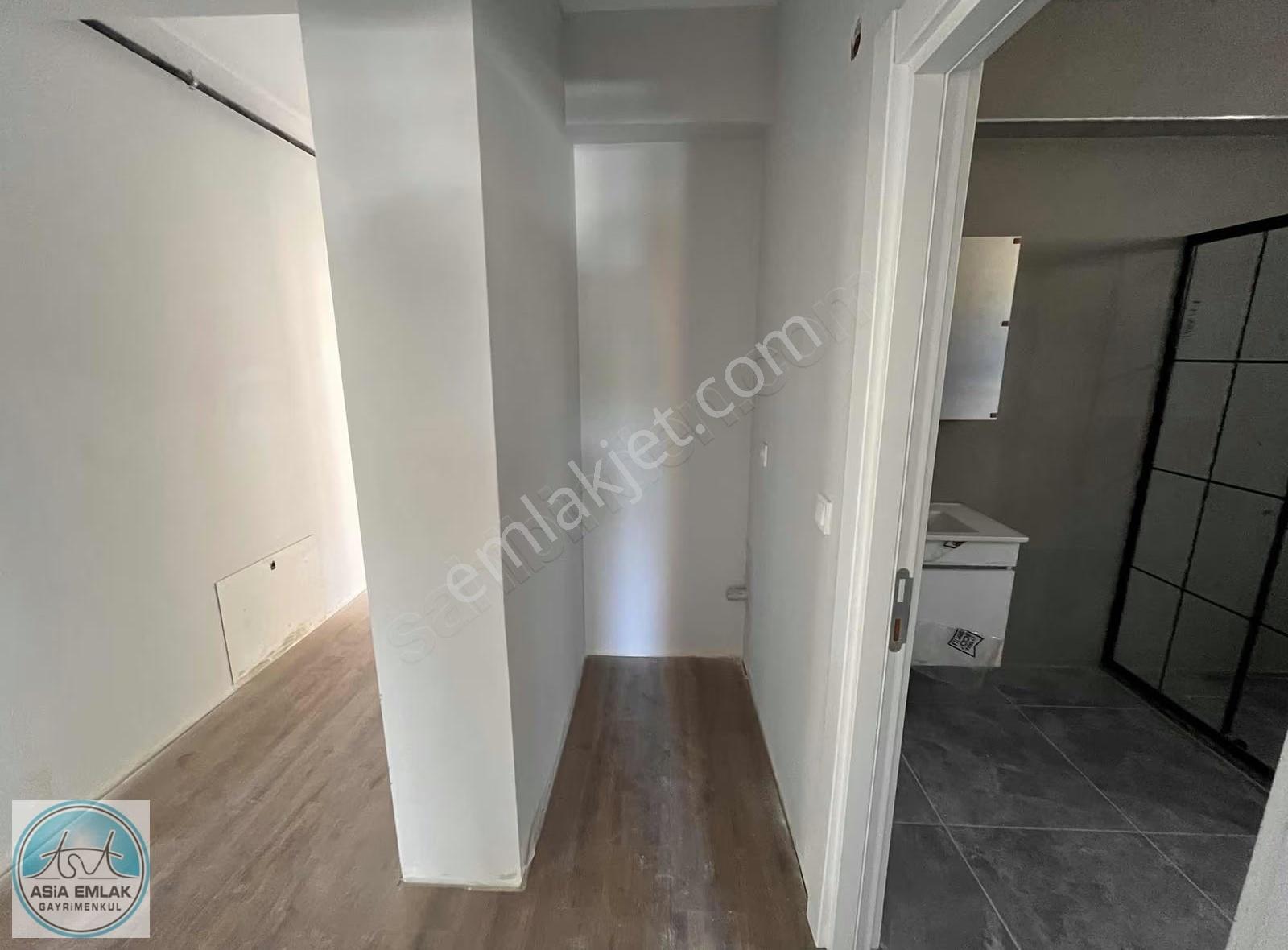 Asia Dan Çınardere Mah Cadde Üzeri Geniş Odalı Satılık 3+1 Daire - Görsel 25