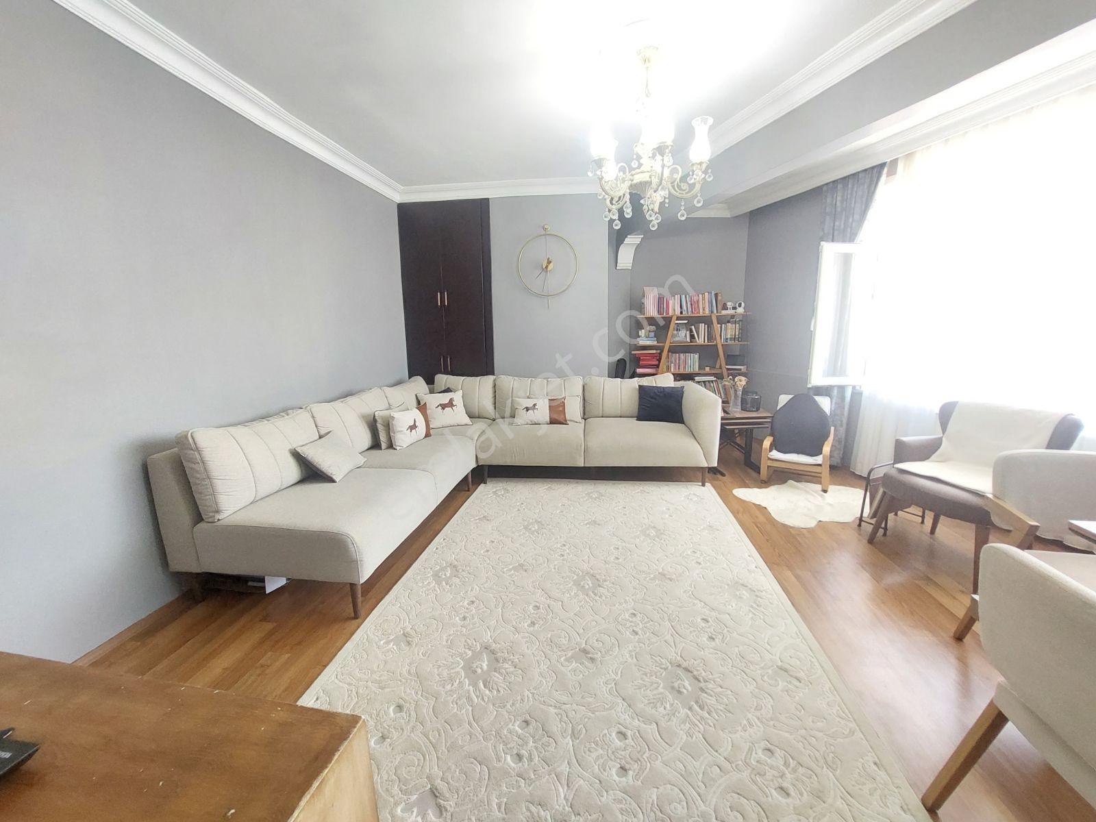 Valideatik Kiralık 3+1 Kombili Daire 4.kat - Görsel 31