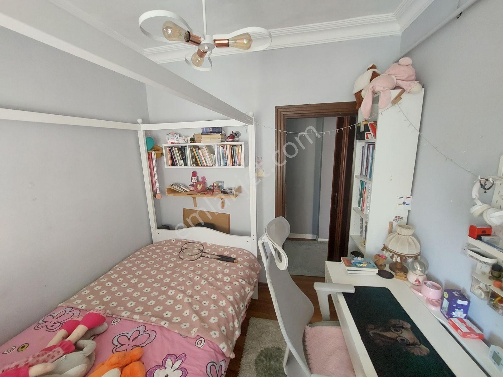 Valideatik Kiralık 3+1 Kombili Daire 4.kat - Görsel 16