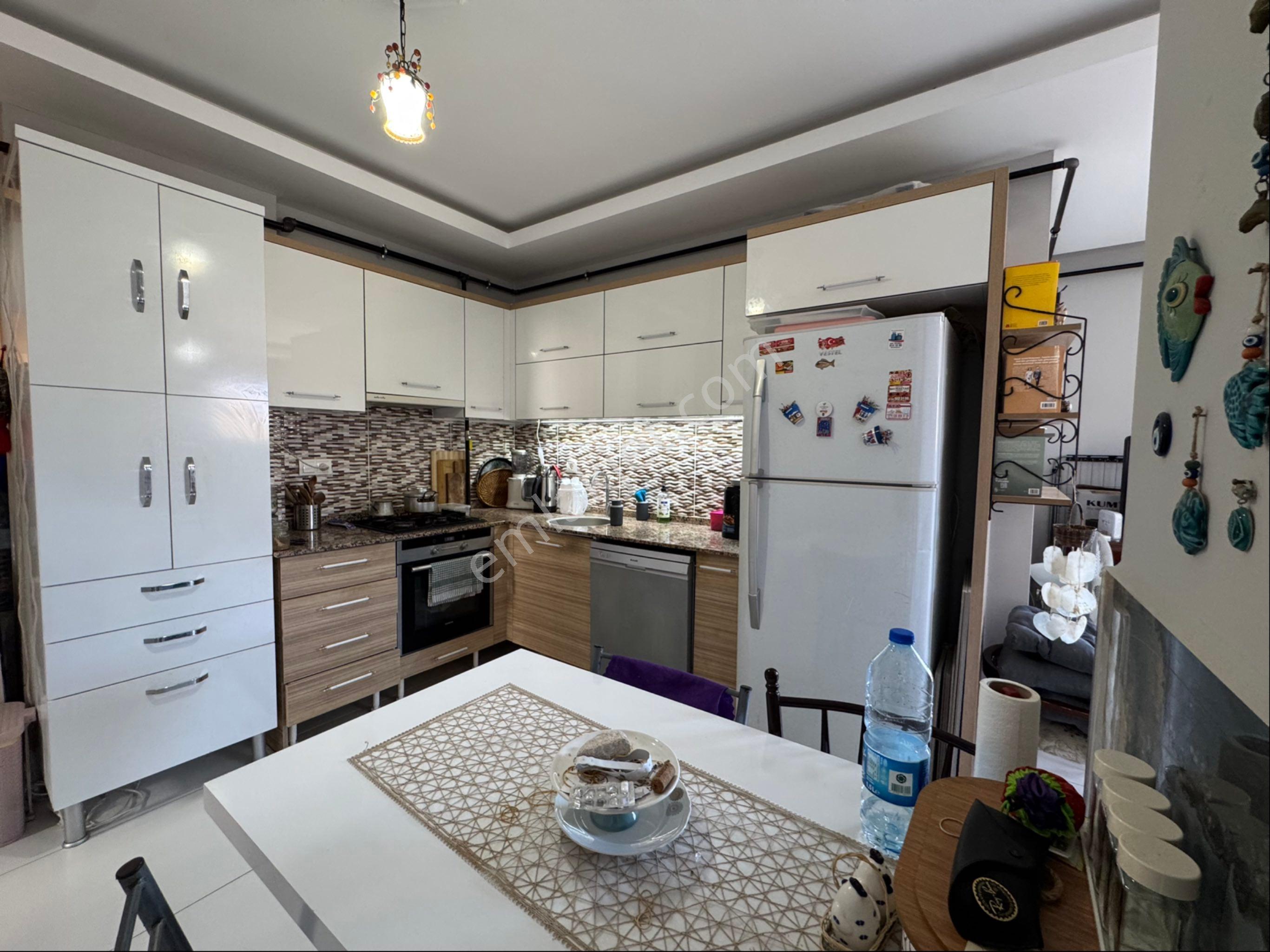 Kışadası Değirmendere Mah Havuzlu Sitede 2+1 Özel Bahçeli Daire - Görsel 12