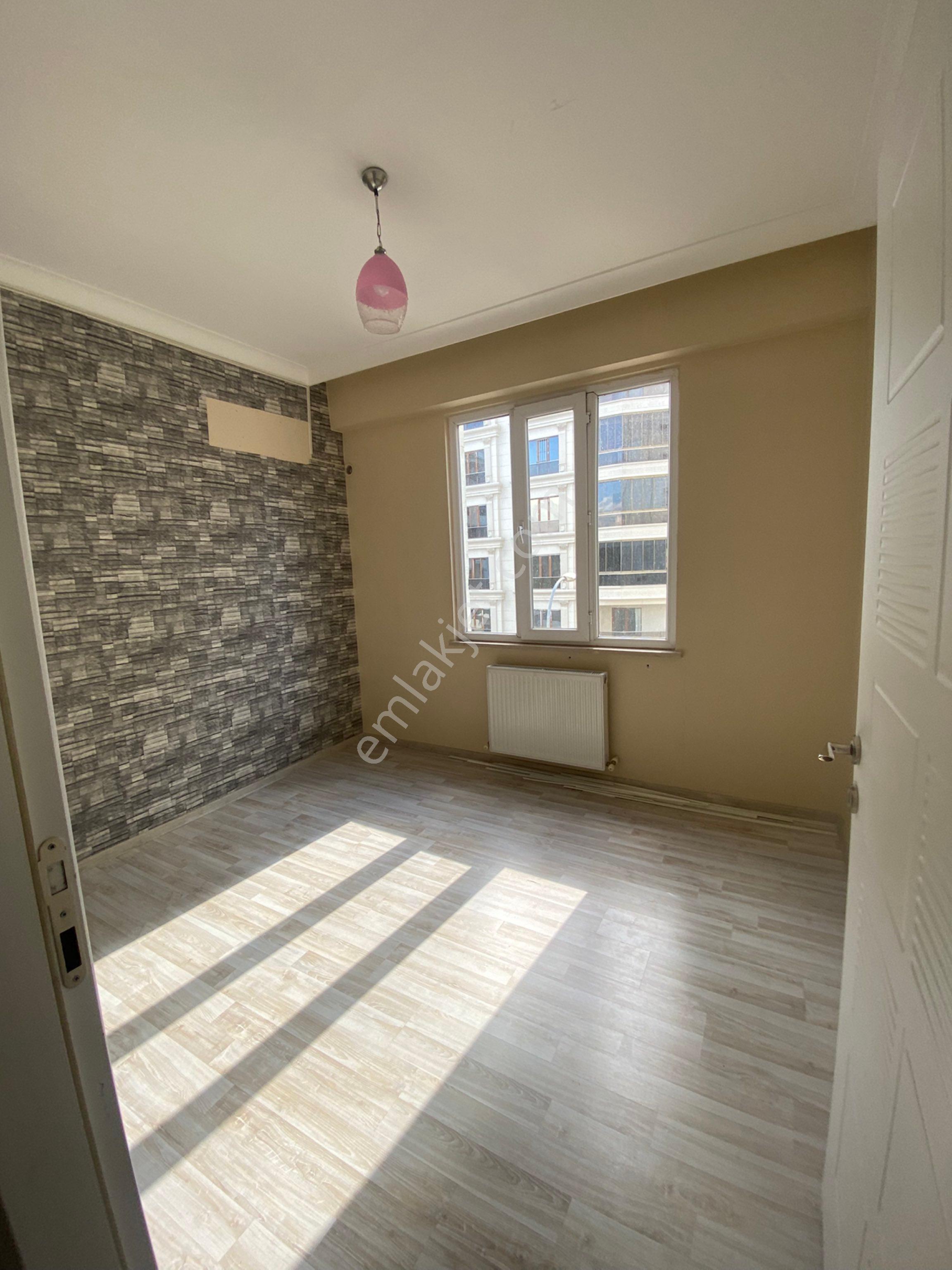 Karşıyakada Kiralık Aşiret Paket 5+1 Daire - Görsel 27