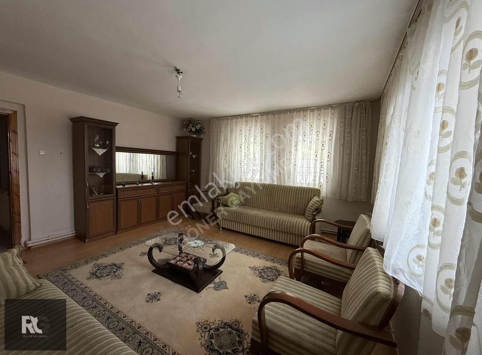 Bahçelievler Mah.3+1 Bahçe Katı Satılık Eşyalı Daire - Görsel 29
