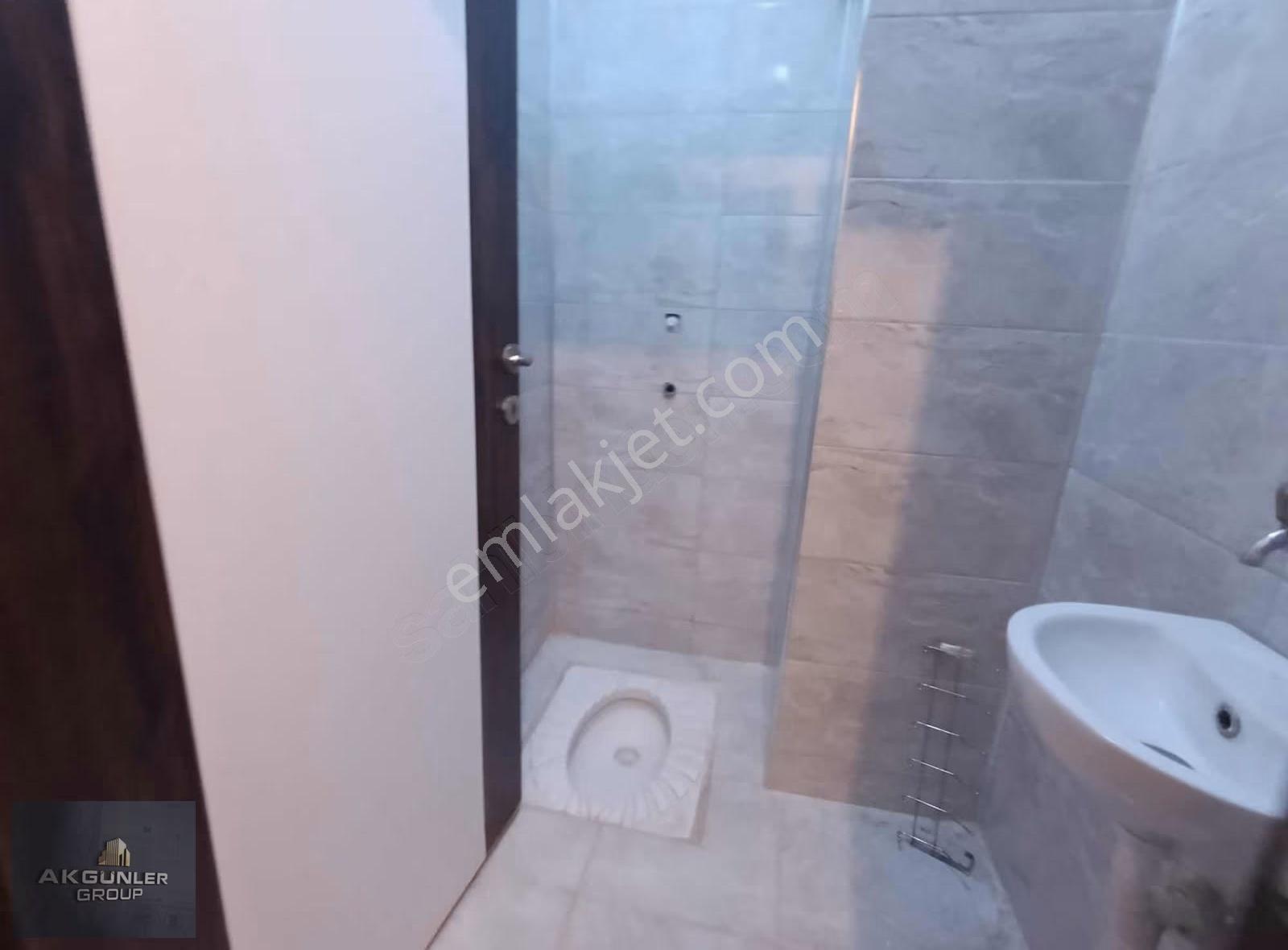 Veliköyde Kiralık 2+1 Serviz Güzergahı Üzerinde - Görsel 6