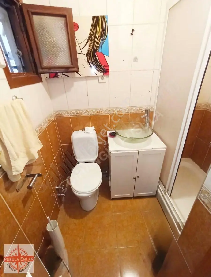 Cihangir'de Eşyalı, Manzaralı 2+1 Kiralık Daire - Görsel 4