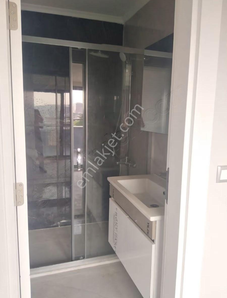 Downtown Arkasında Kiralık 1+1 Loft Daire - Görsel 3