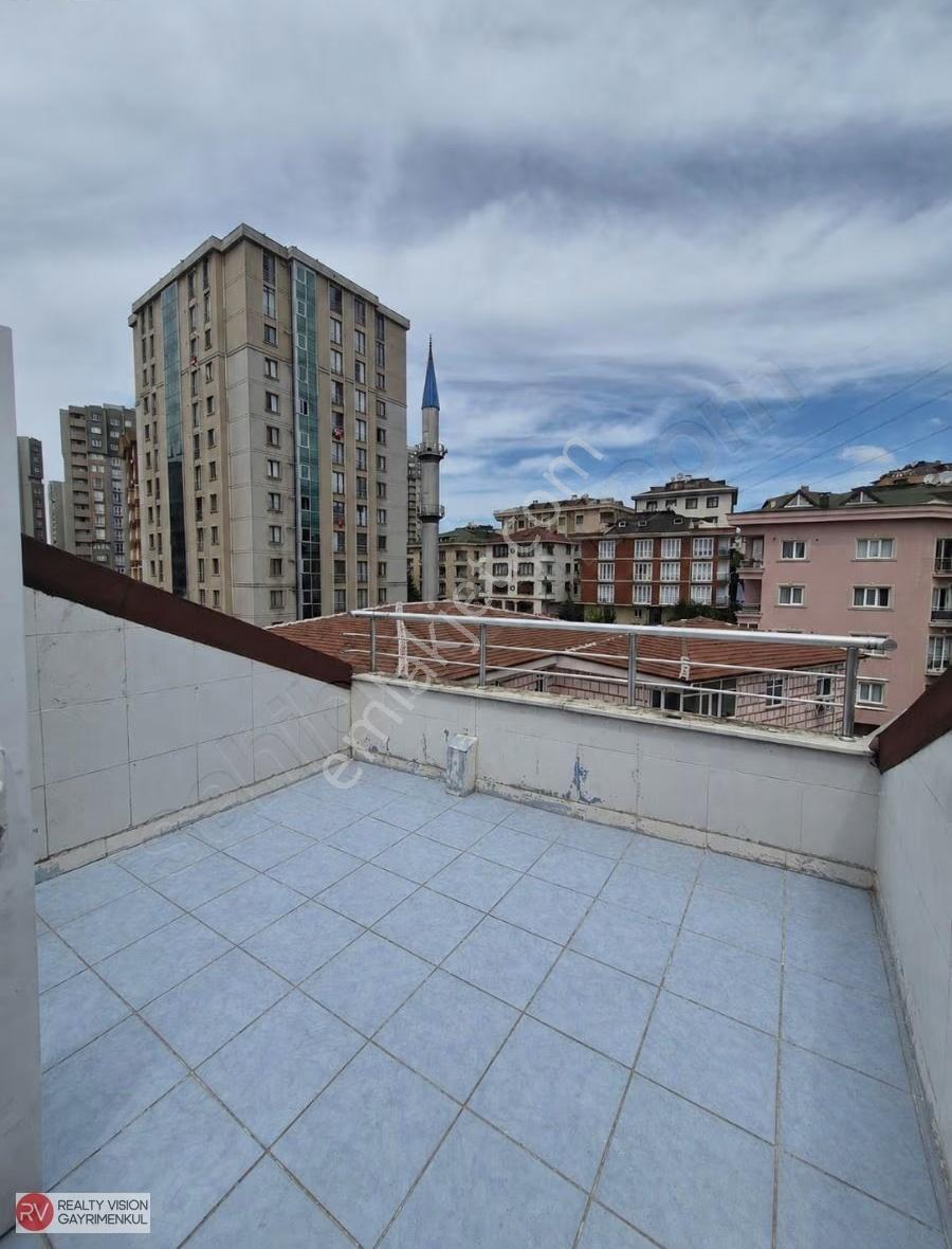 Site Mahallesi'nde Teraslı | Ferah 1+1 Çatı Katı Daire - Görsel 7