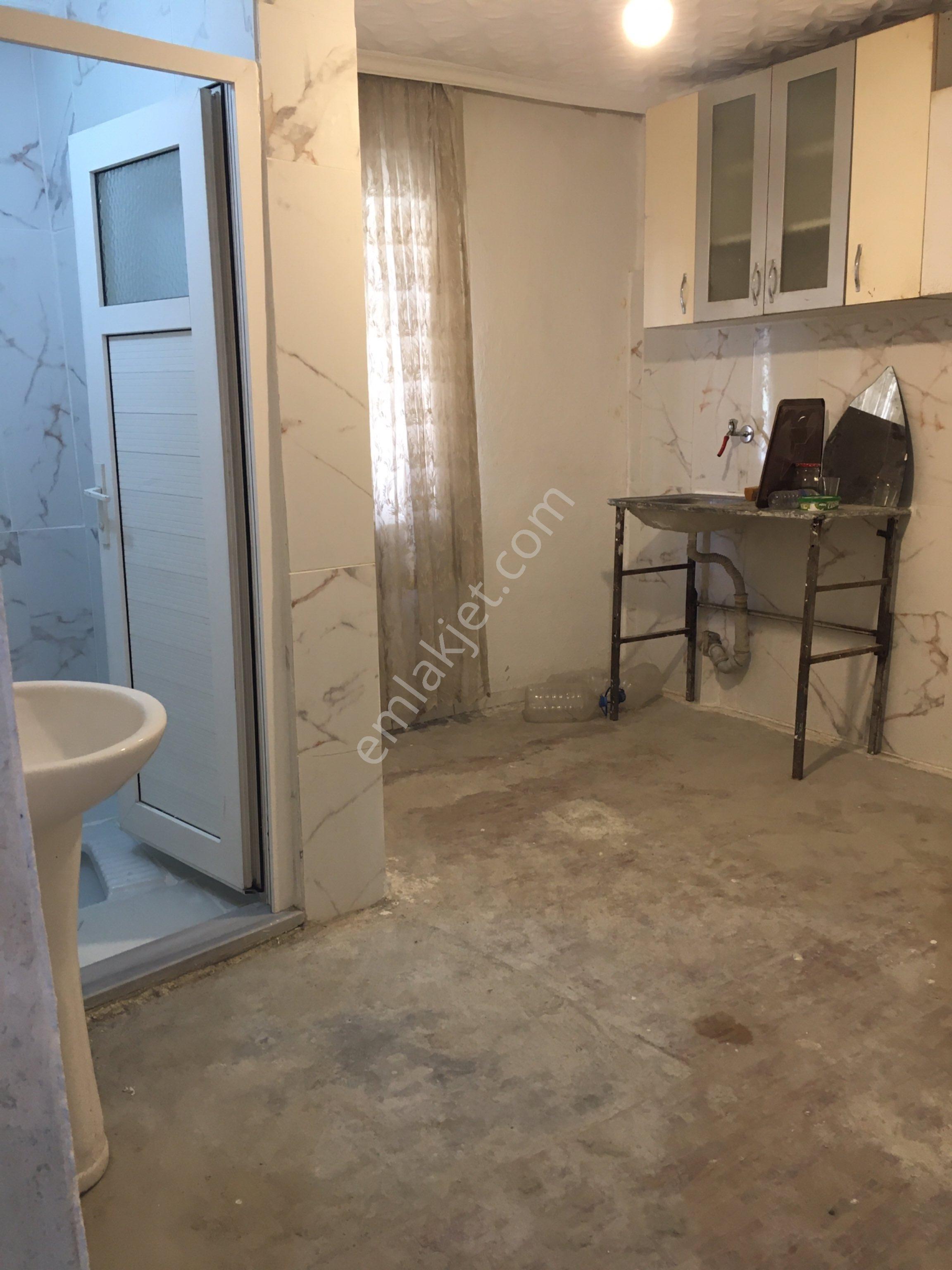 Bursa Osmangazi Yeni Yalova Yolu Arka Sokağında 4 M Yükseklikte Depo - Görsel 3