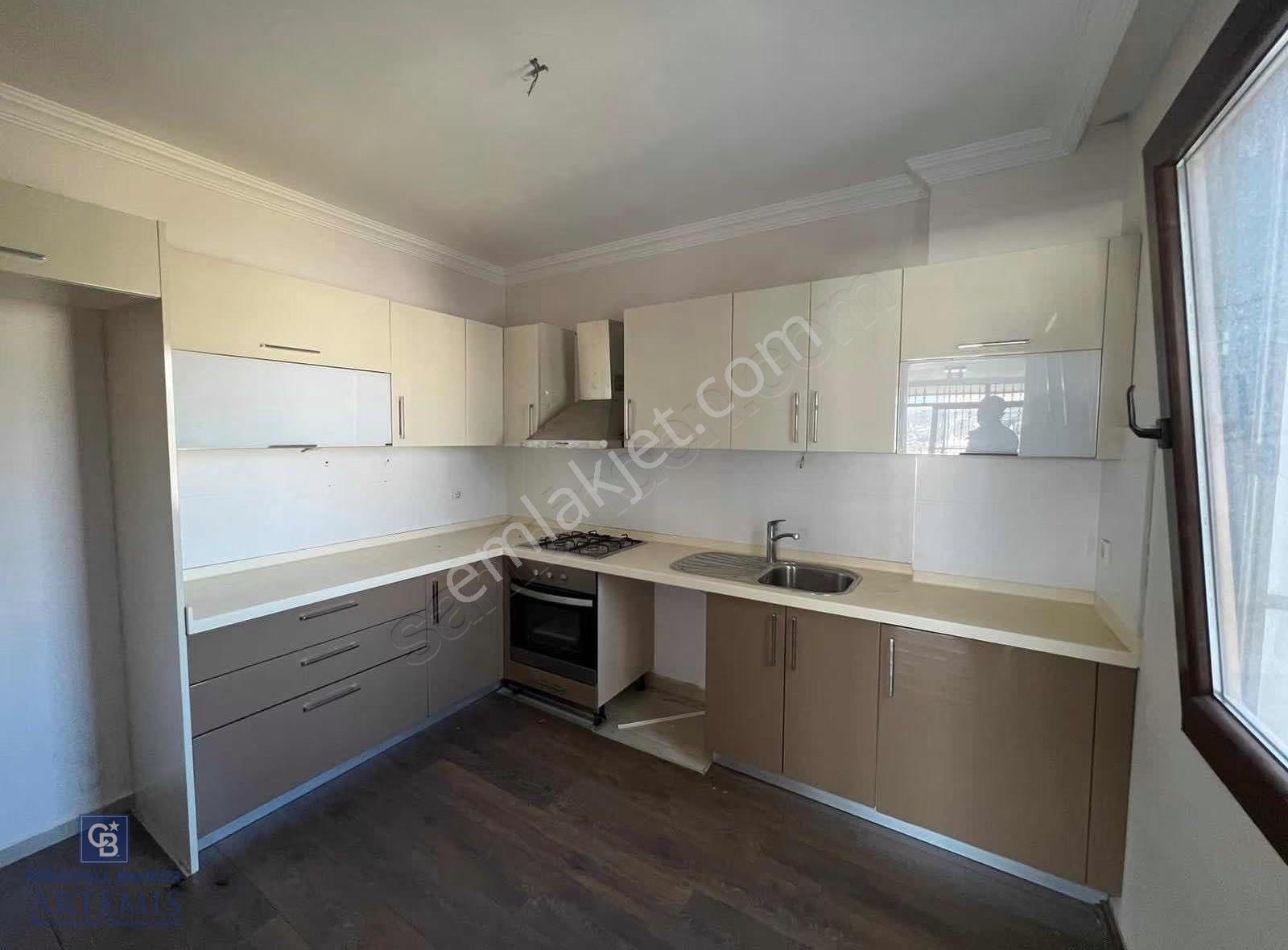 Bodrum Yokuşbaşı Yıllık Kiralık Eşyasız Dubleks - Görsel 21