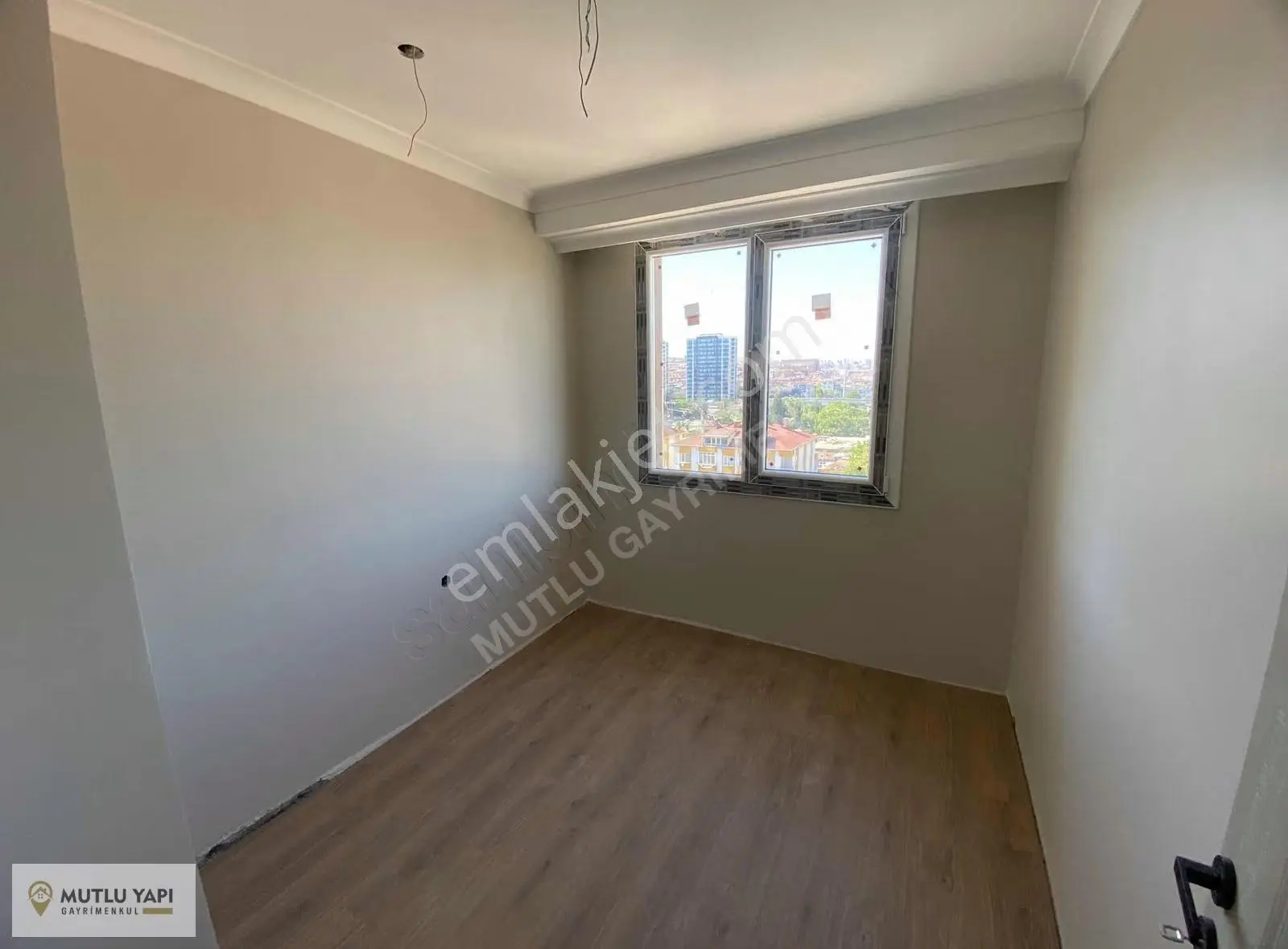 Mutlu Gayrimenkul'den Kiralık 3+1 Sıfır Daire - Otoparklı - Görsel 2