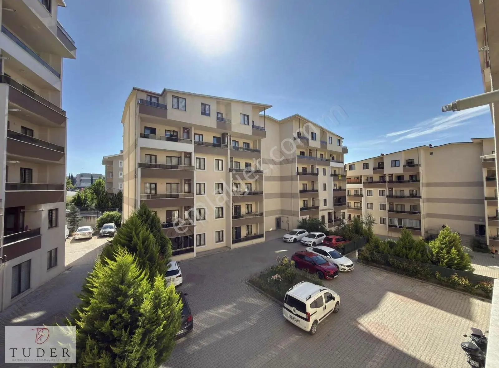 Tuder'den Trio Yaşam Merkezine 2 Dk 2+1 Klimalı Daire