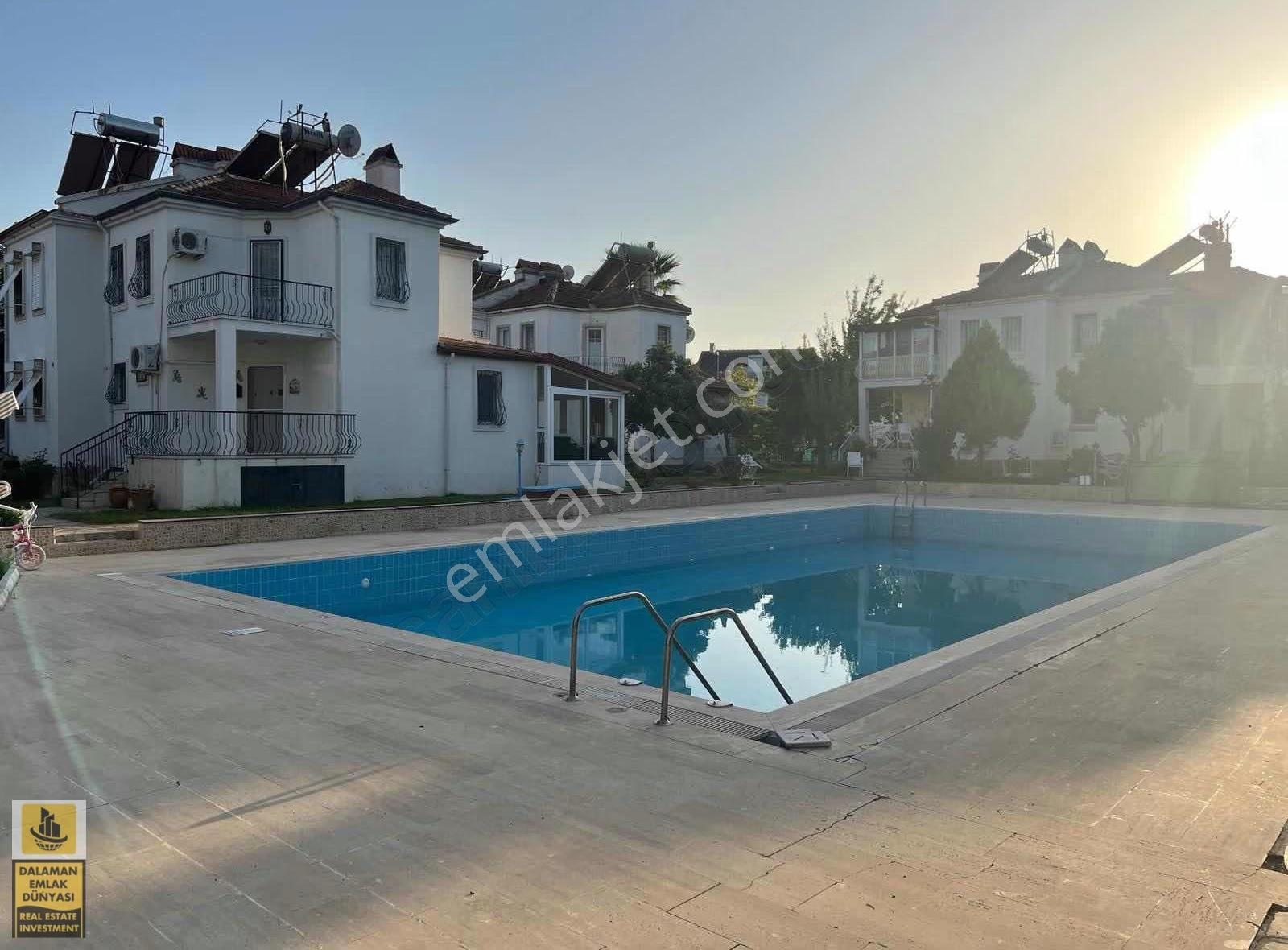 Emlak Dünyasından Fethiye Çalışta Havuzlu Satılık 4+1 Villa - Görsel 34