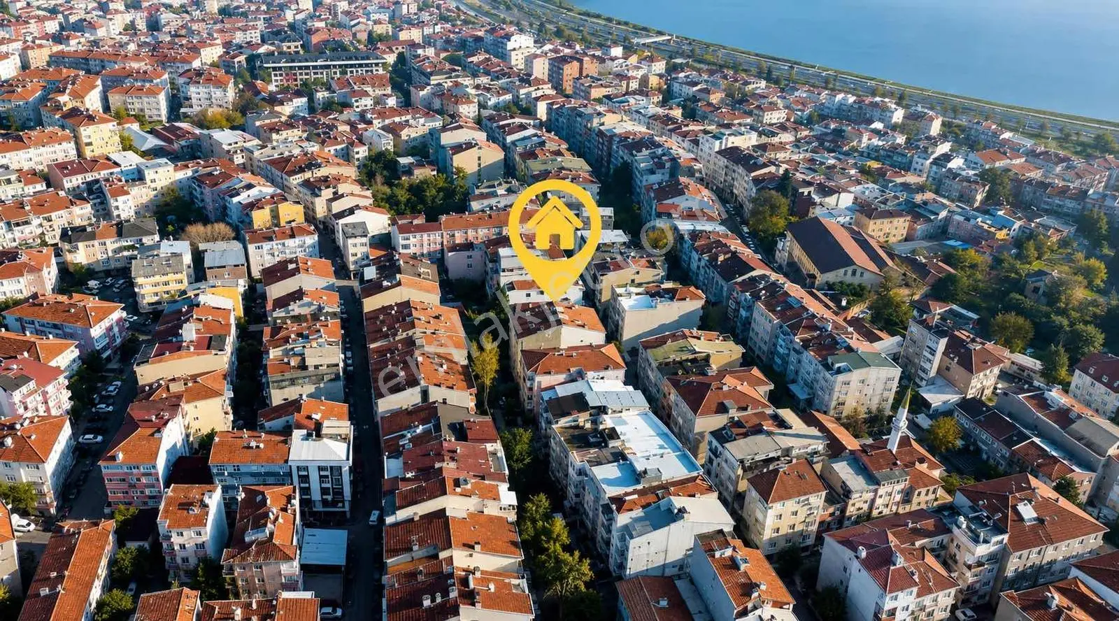 Yedikule 'de 2+1 Birinci Kat Balkonlu Satılık Daire - Görsel 3