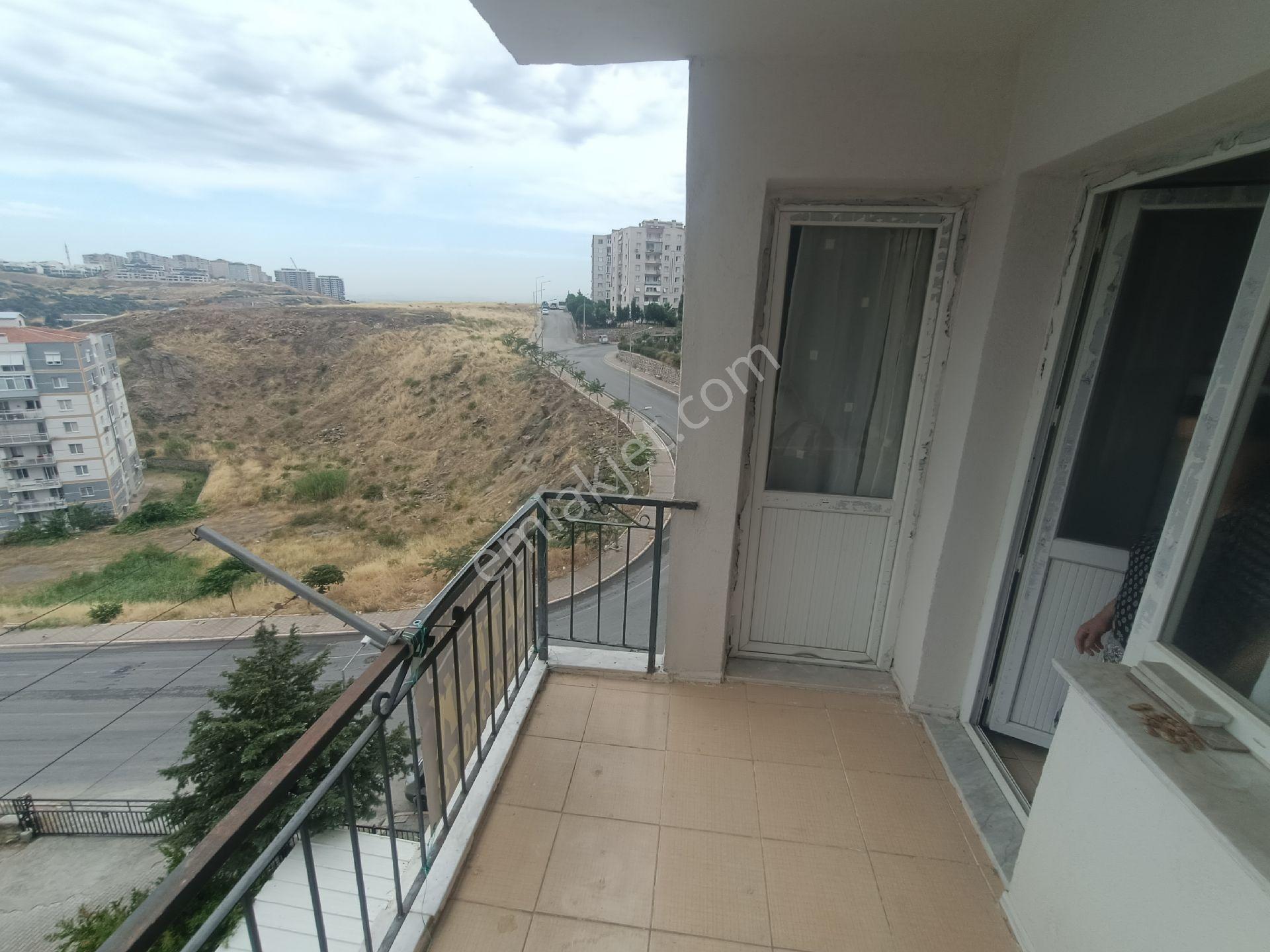 Harmandalı'da Satılık 3+1 Köşe Daire, Site İçinde, Çift Balkonlu - Görsel 17