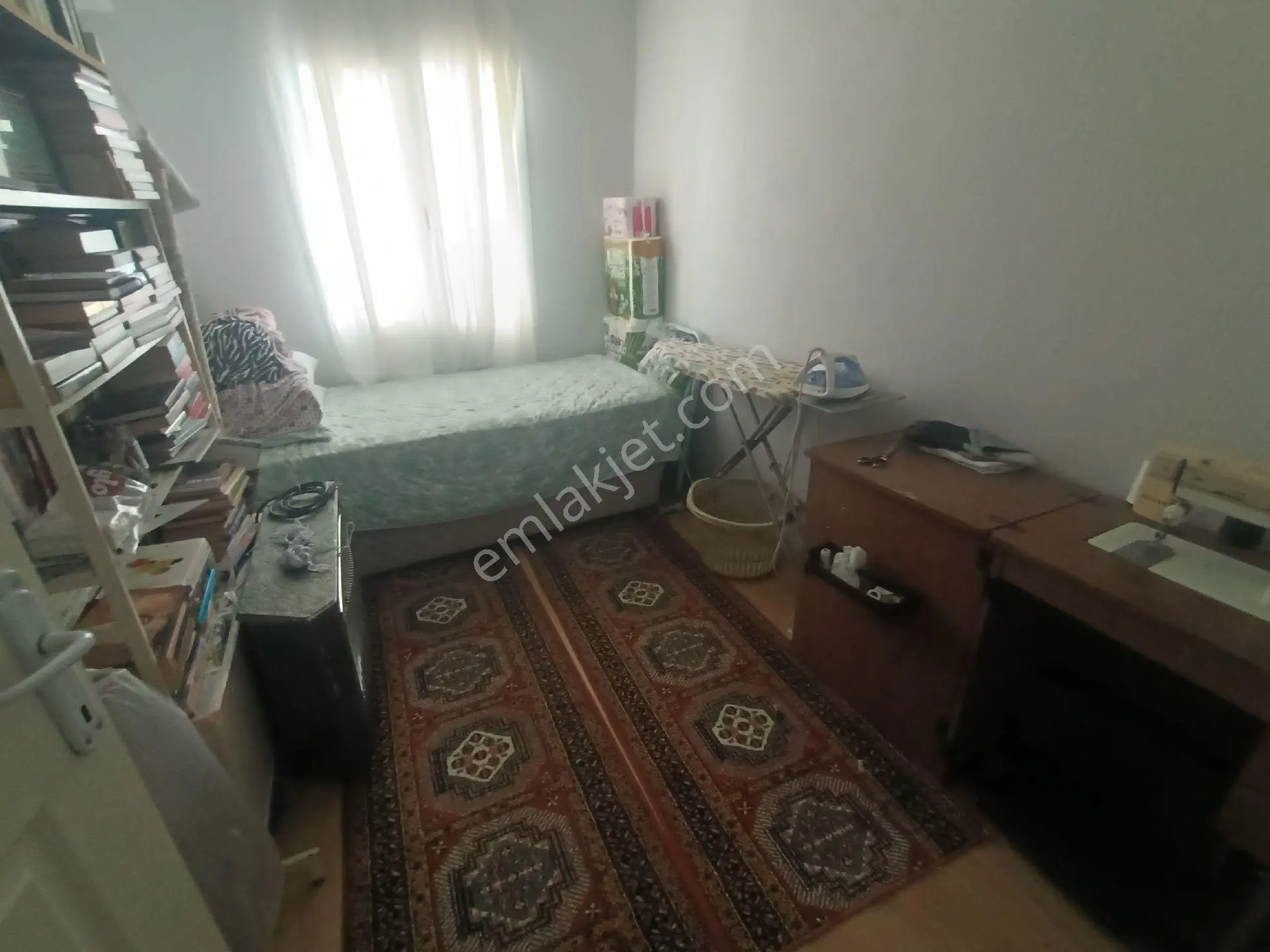 Harmandalı'da Satılık 3+1 Köşe Daire, Site İçinde, Çift Balkonlu - Görsel 3