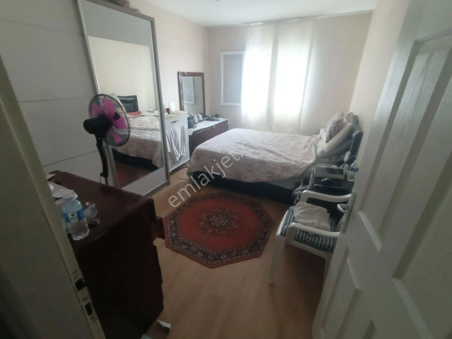 Harmandalı'da Satılık 3+1 Köşe Daire, Site İçinde, Çift Balkonlu - Görsel 5