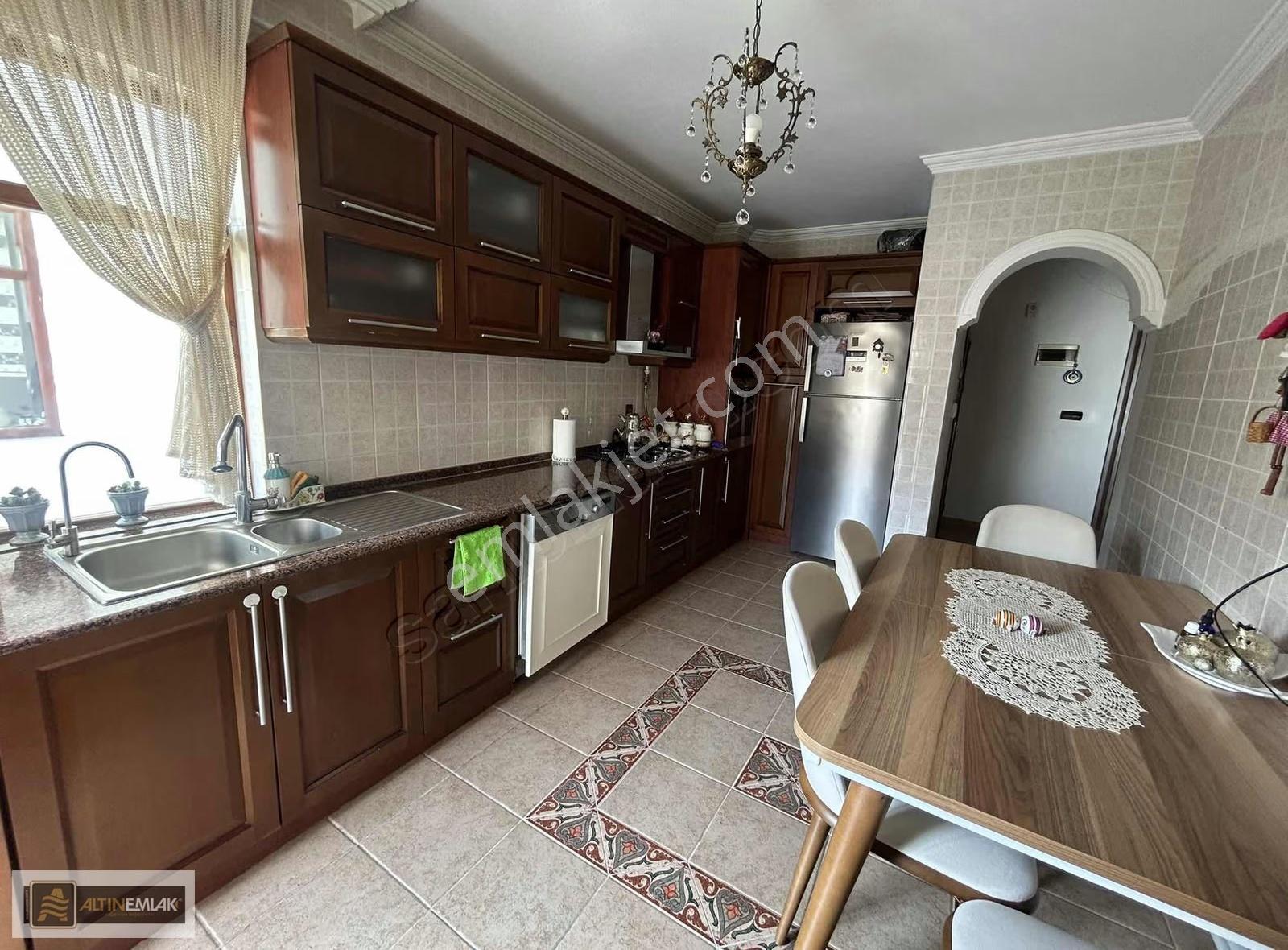 Tekirdağ Süleymanpaşa Cumhuriyet Mah Geniş 3,5+1 Satılık Daire - Görsel 9
