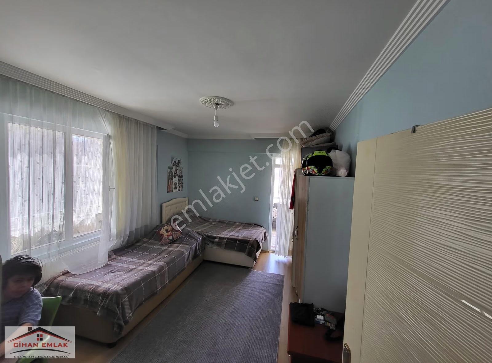 Cihan'dan Kapalı Otoparklı Piri Caddesine Paralel Geniş Satılık - Görsel 26