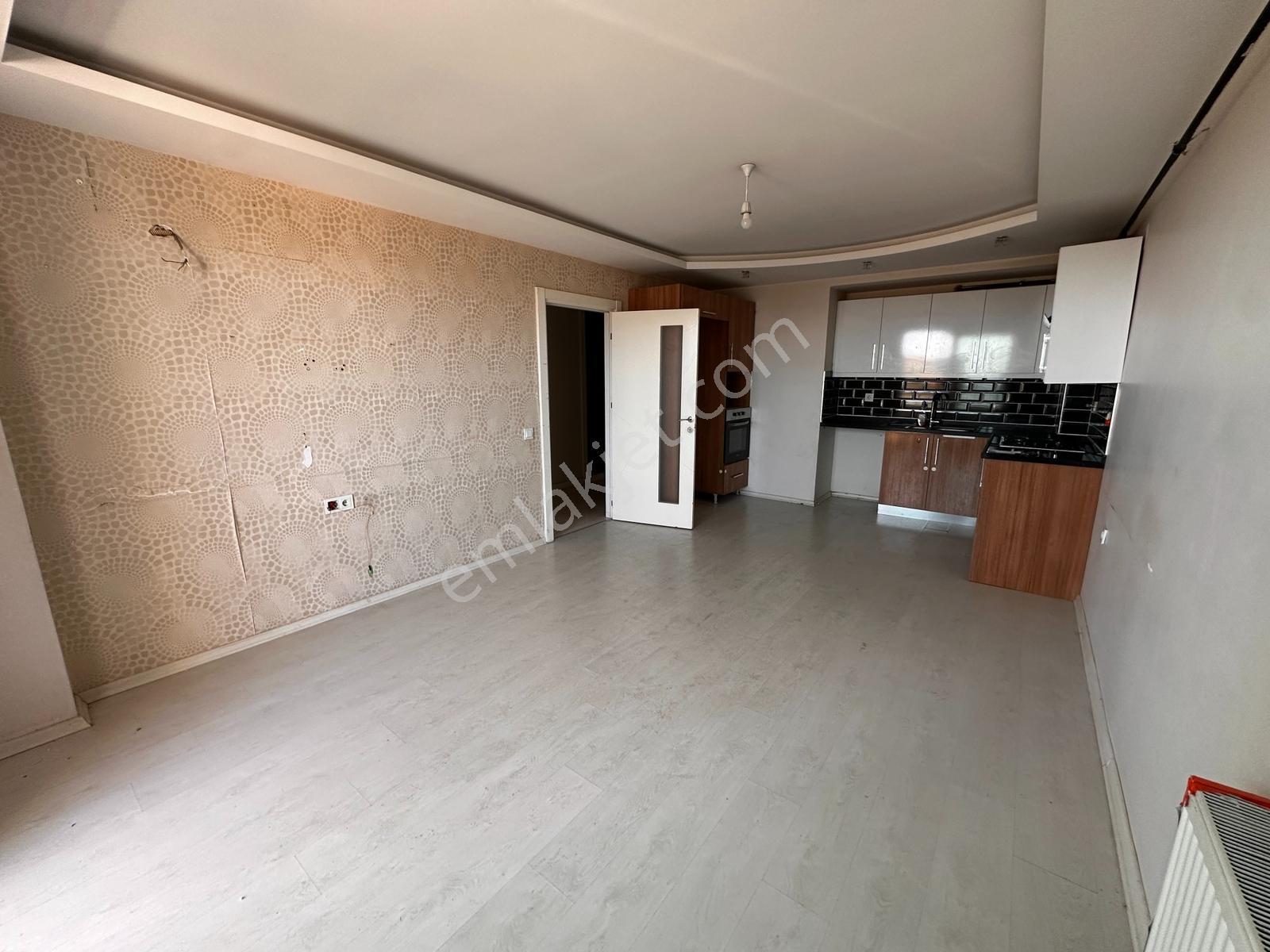 Altın Emlak Kiralıyor.gürselpaşa Mah Site İçerisnde