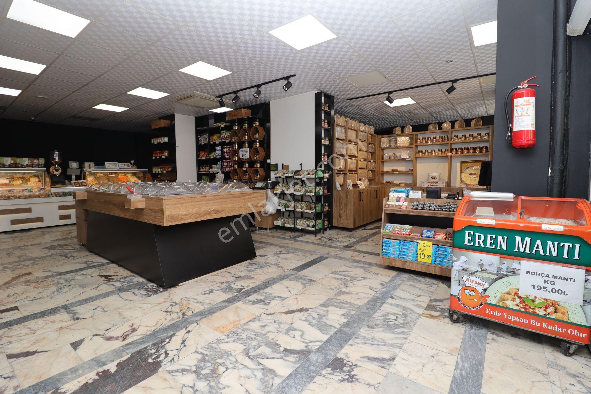 Sincan Selçuklu'da Ön Cephe Cadde Üzeri Satılık 180 M2 Dükkan - Görsel 2
