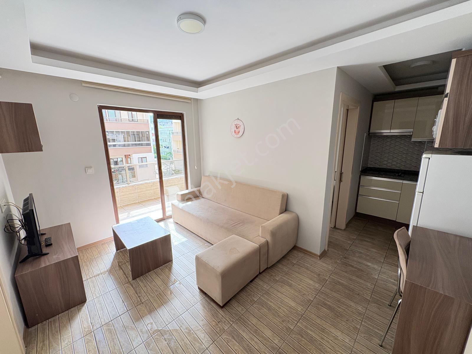 Görüklede Trio'ya 3 Dk 2+1 Arakat Eşyalı Site İçi Kiralık Daire